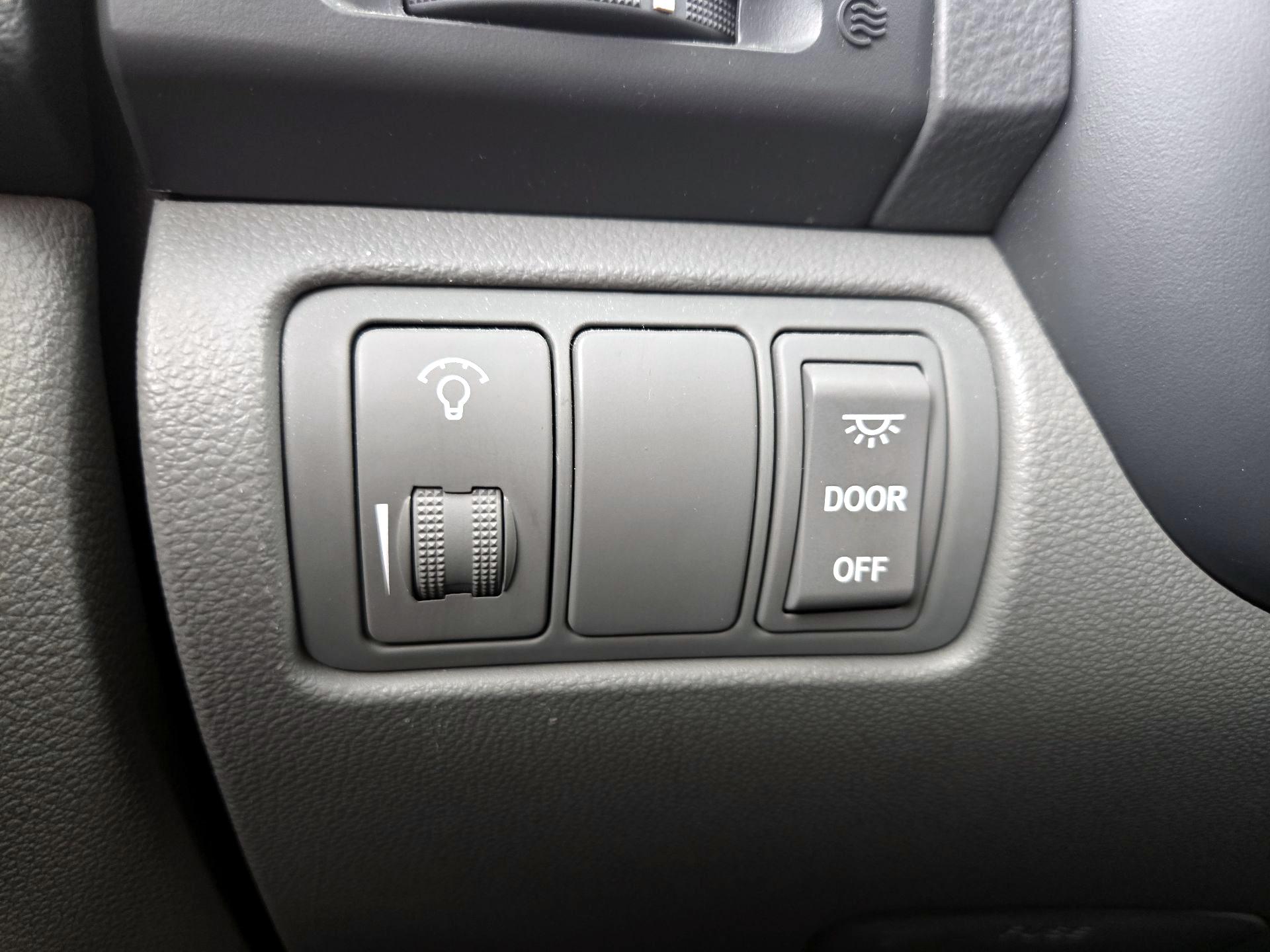 Thumbnail: 2014 Kia Sedona - 13