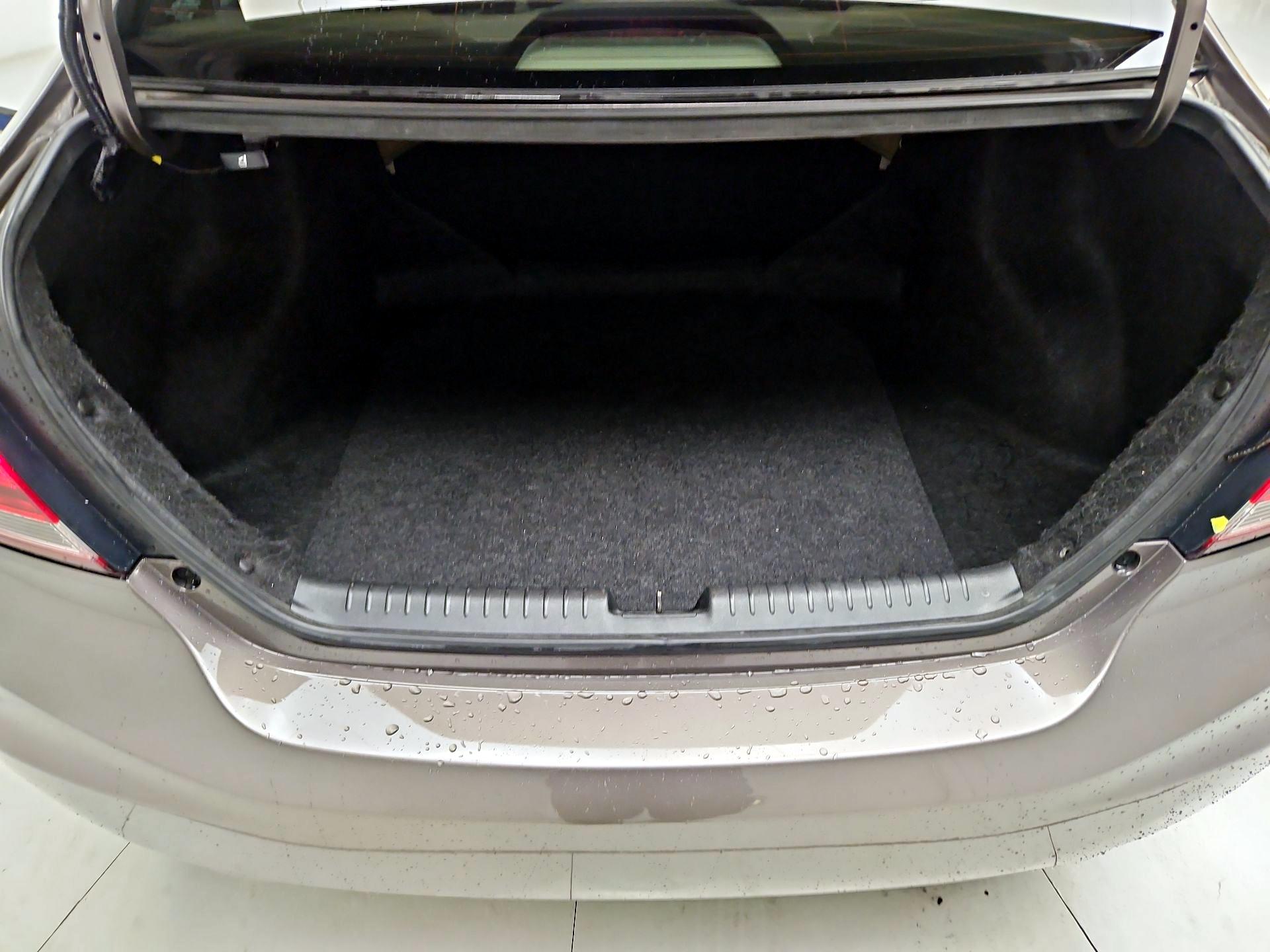 Thumbnail: 2015 Honda Civic - 20