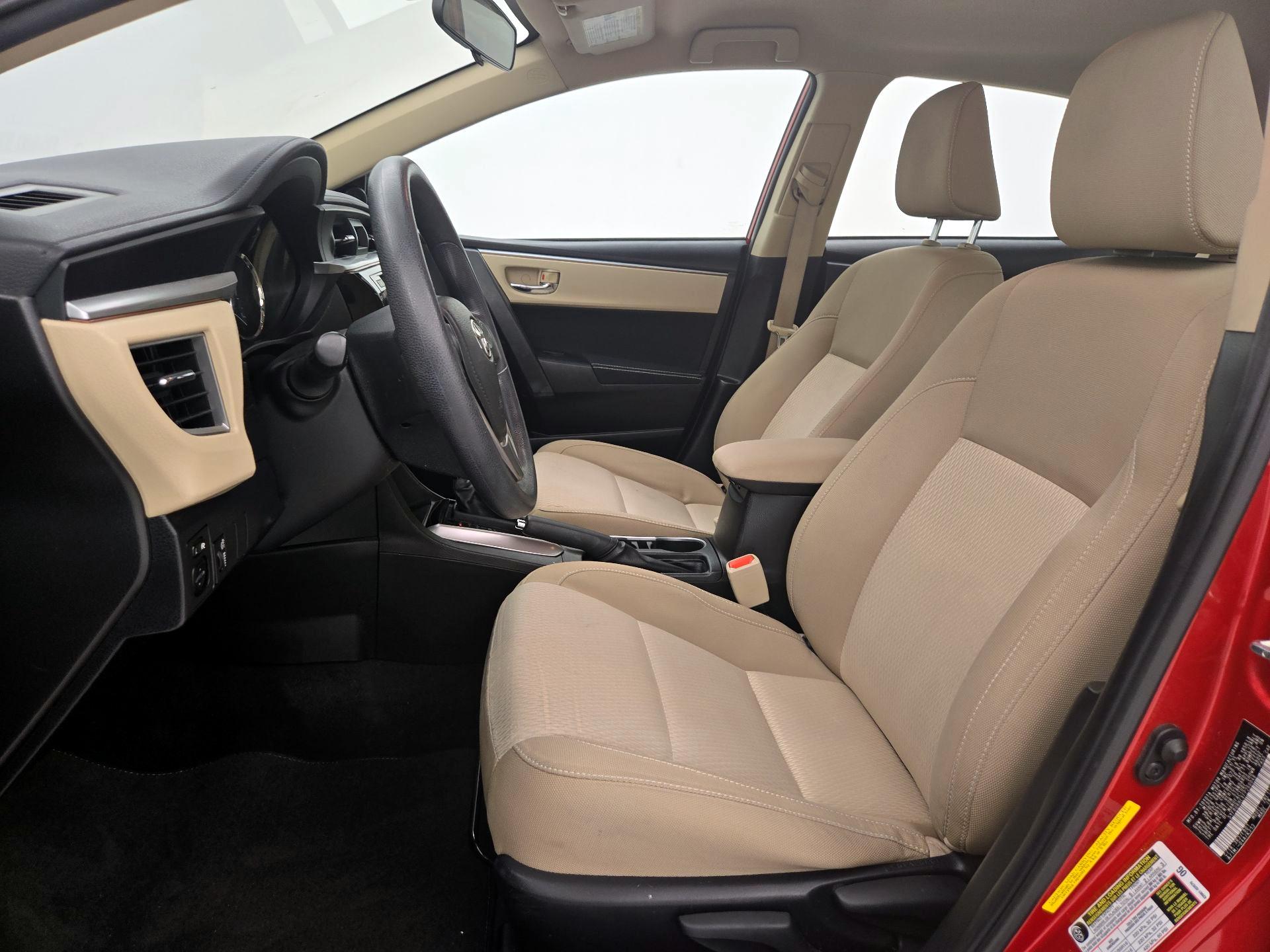 Thumbnail: 2015 Toyota Corolla - 11