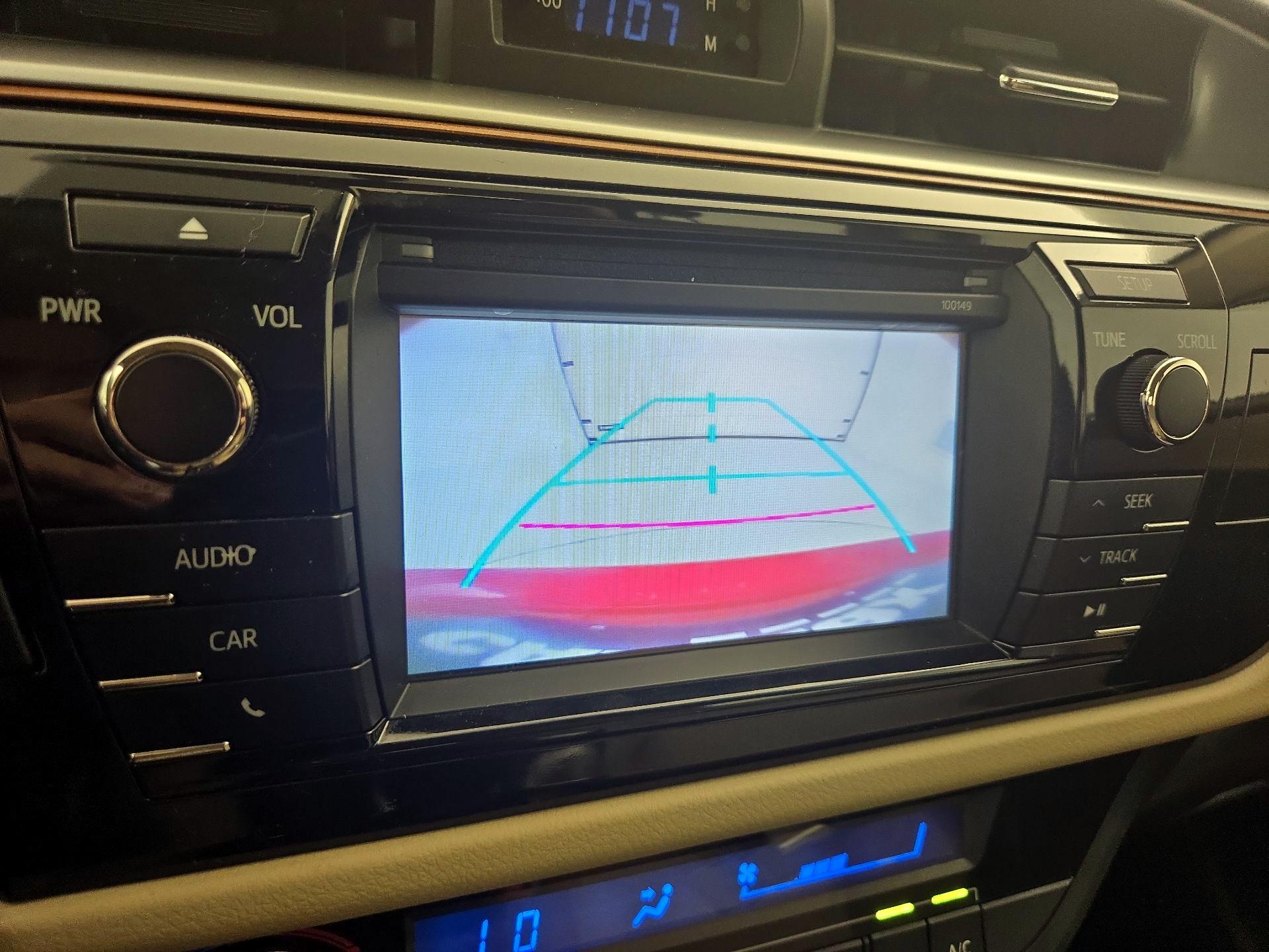 Thumbnail: 2015 Toyota Corolla - 13