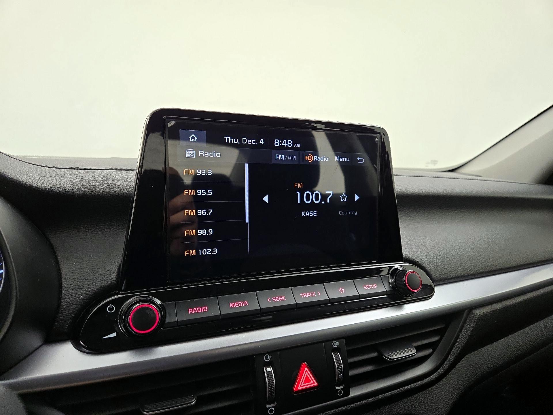 Thumbnail: 2022 Kia Forte - 15