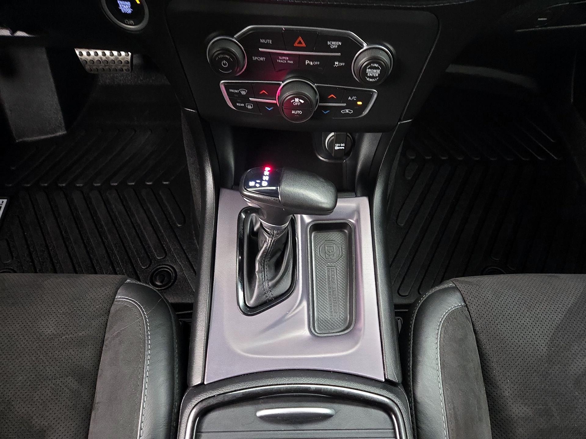 Thumbnail: 2021 Dodge Charger - 17