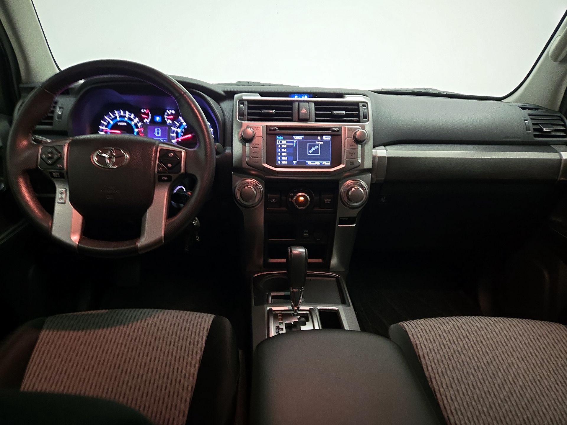 Thumbnail: 2016 Toyota 4Runner - 9