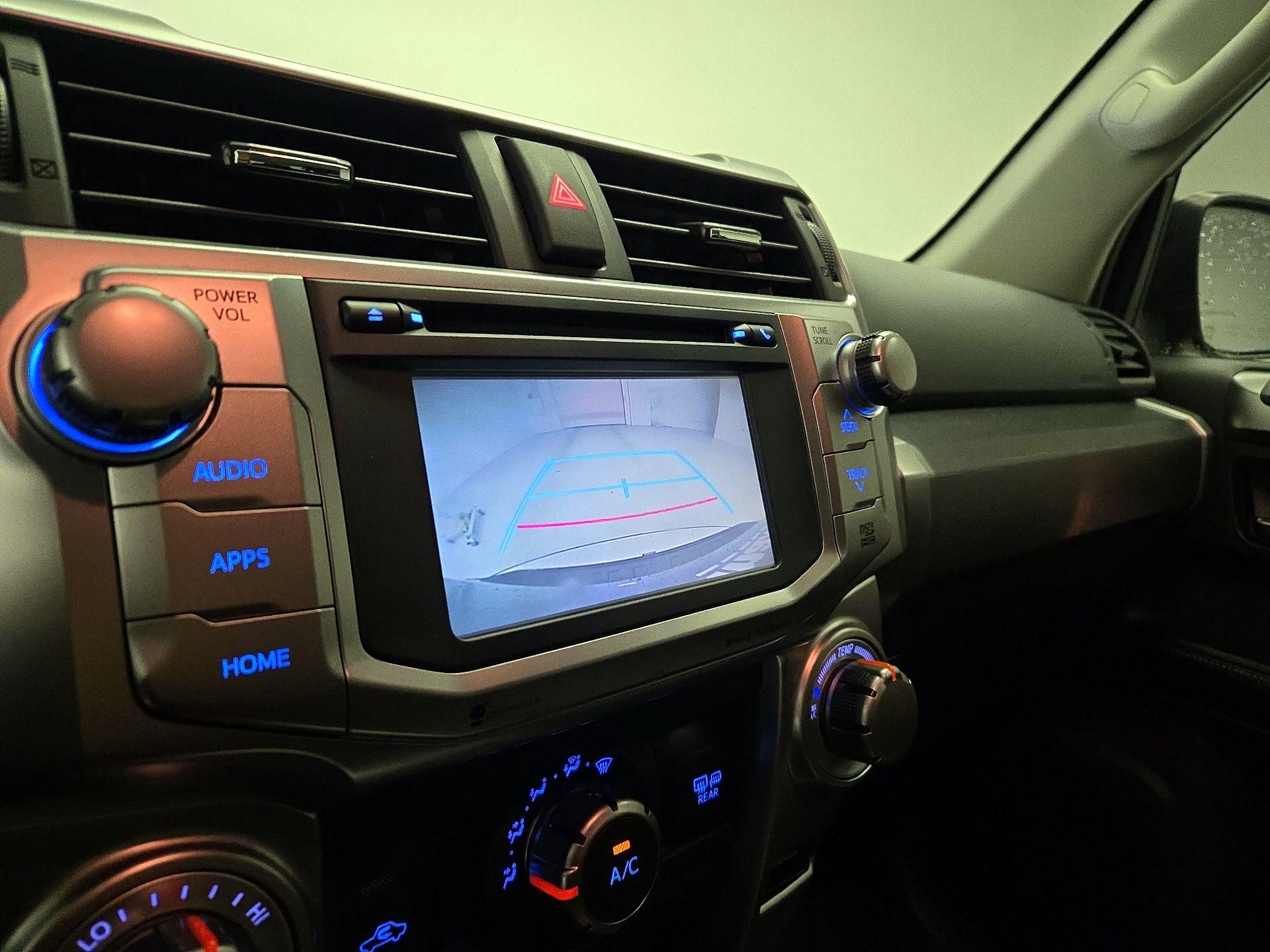 Thumbnail: 2016 Toyota 4Runner - 13