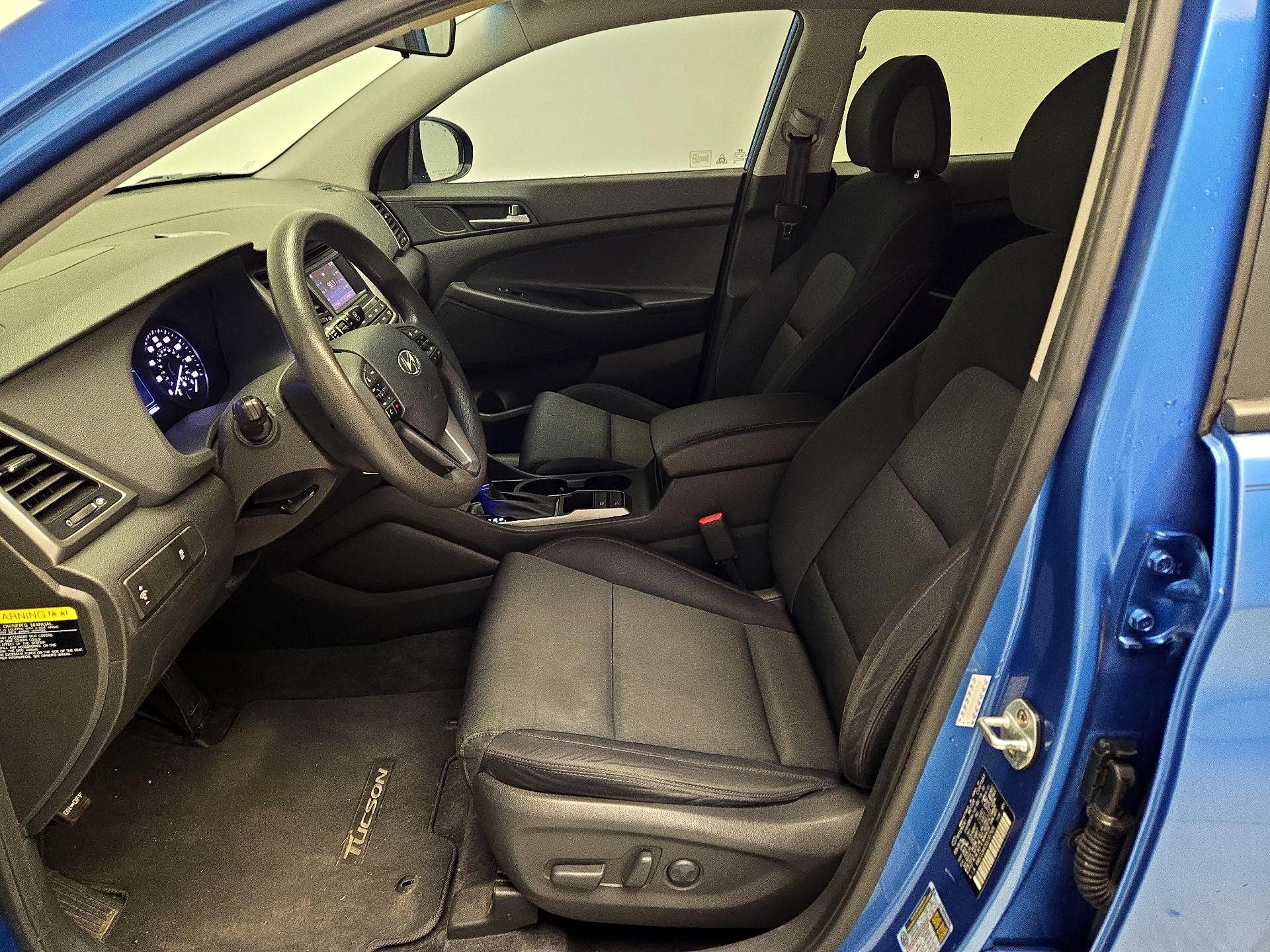 Thumbnail: 2016 Hyundai Tucson - 11