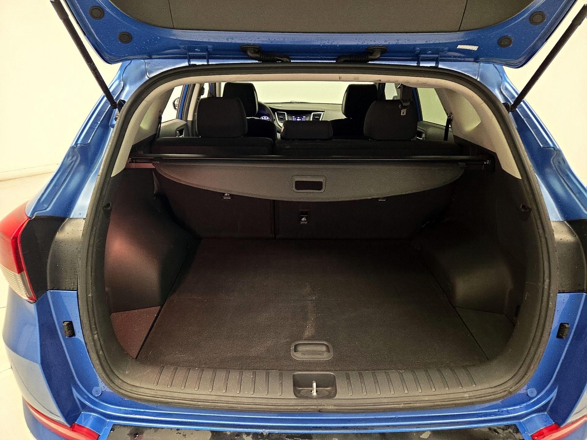 Thumbnail: 2016 Hyundai Tucson - 20