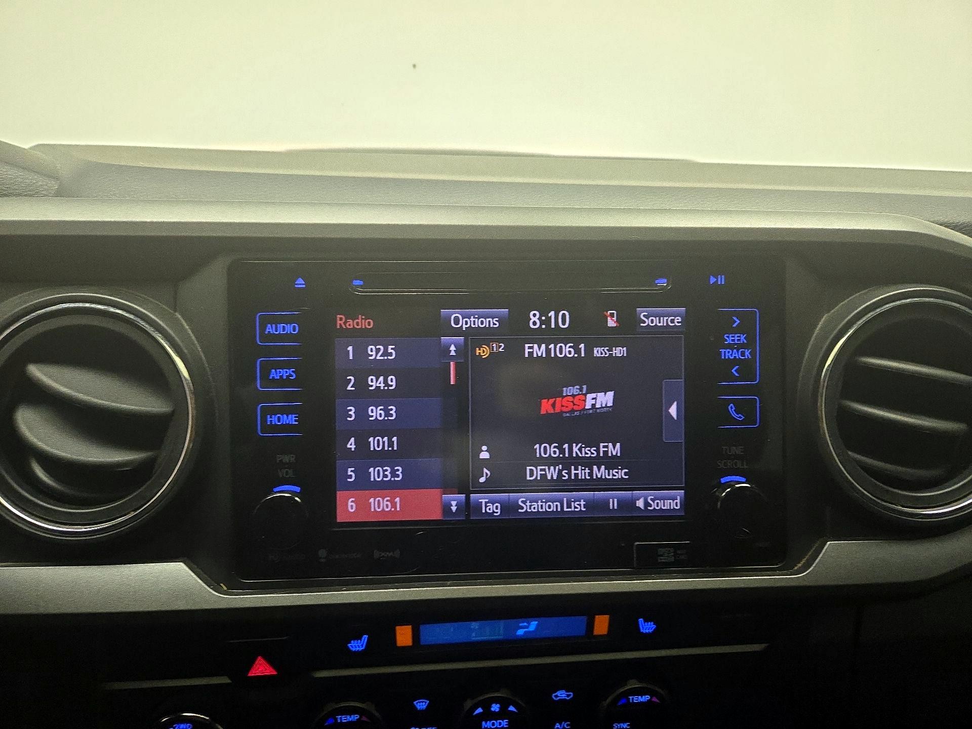 Thumbnail: 2019 Toyota Tacoma - 15