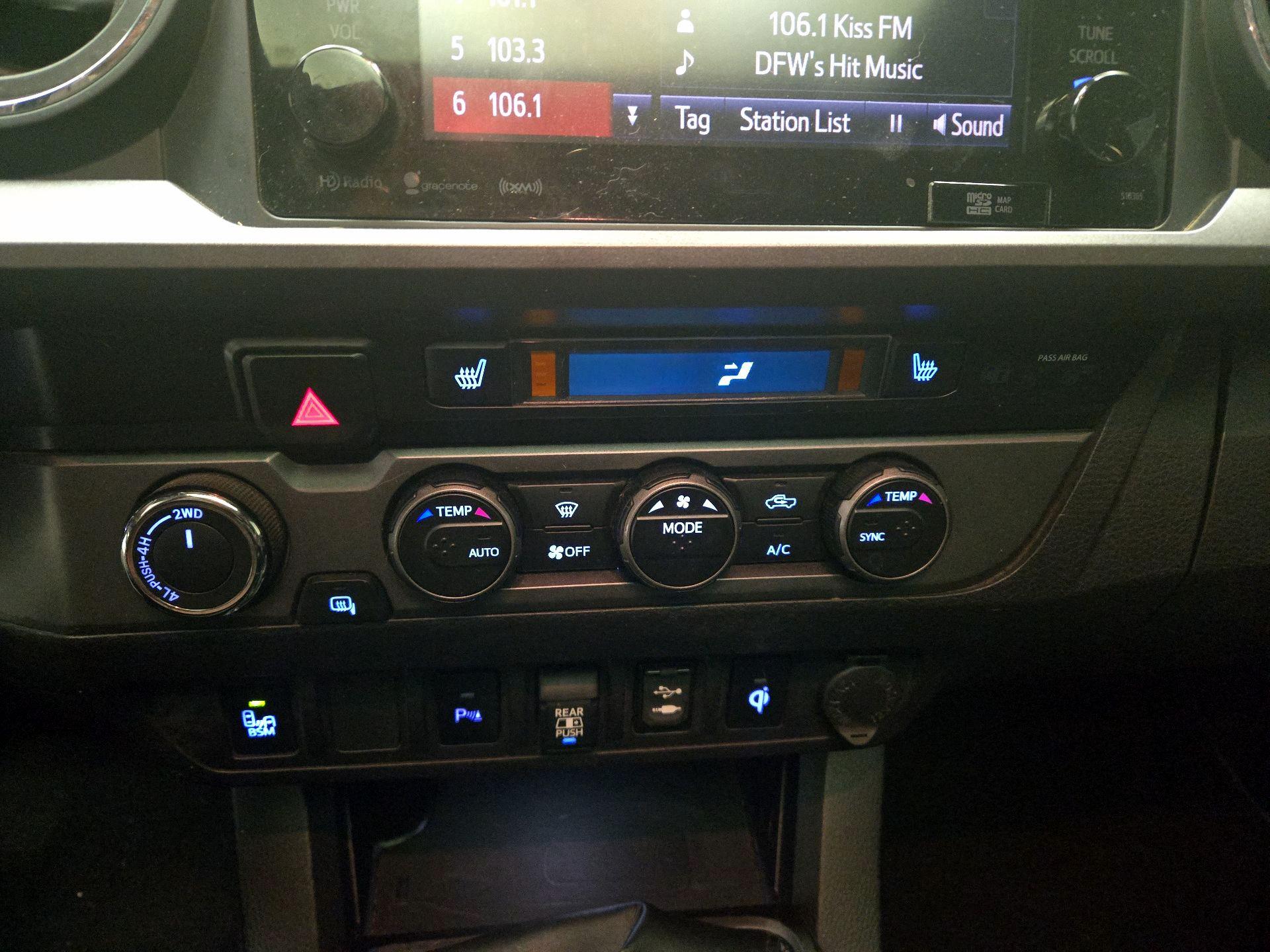 Thumbnail: 2019 Toyota Tacoma - 16