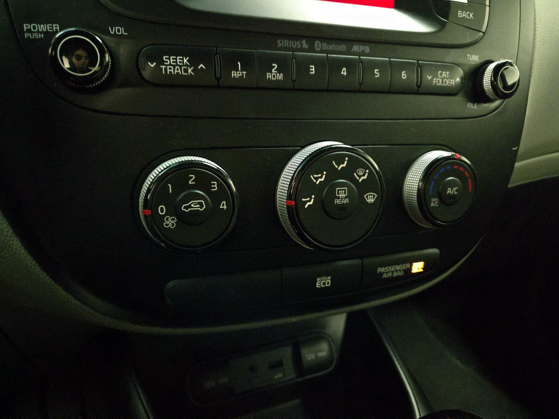 Thumbnail: 2014 Kia Soul - 15