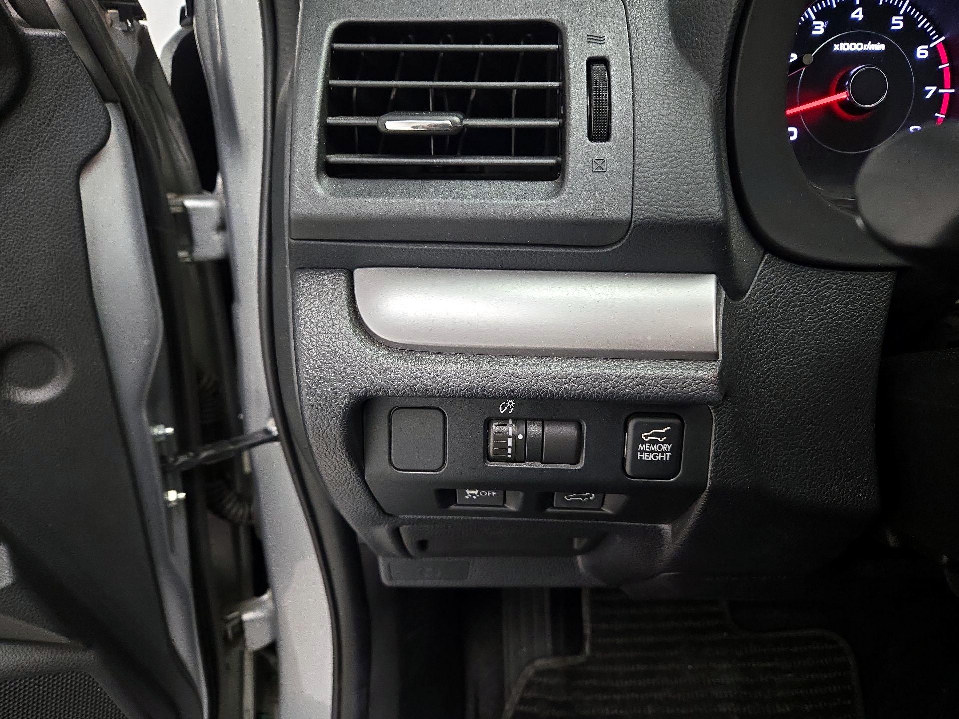 Thumbnail: 2015 Subaru Forester - 13