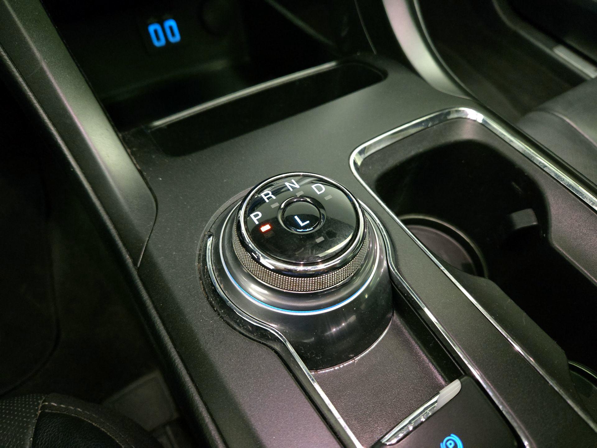 Thumbnail: 2019 Ford Fusion - 18