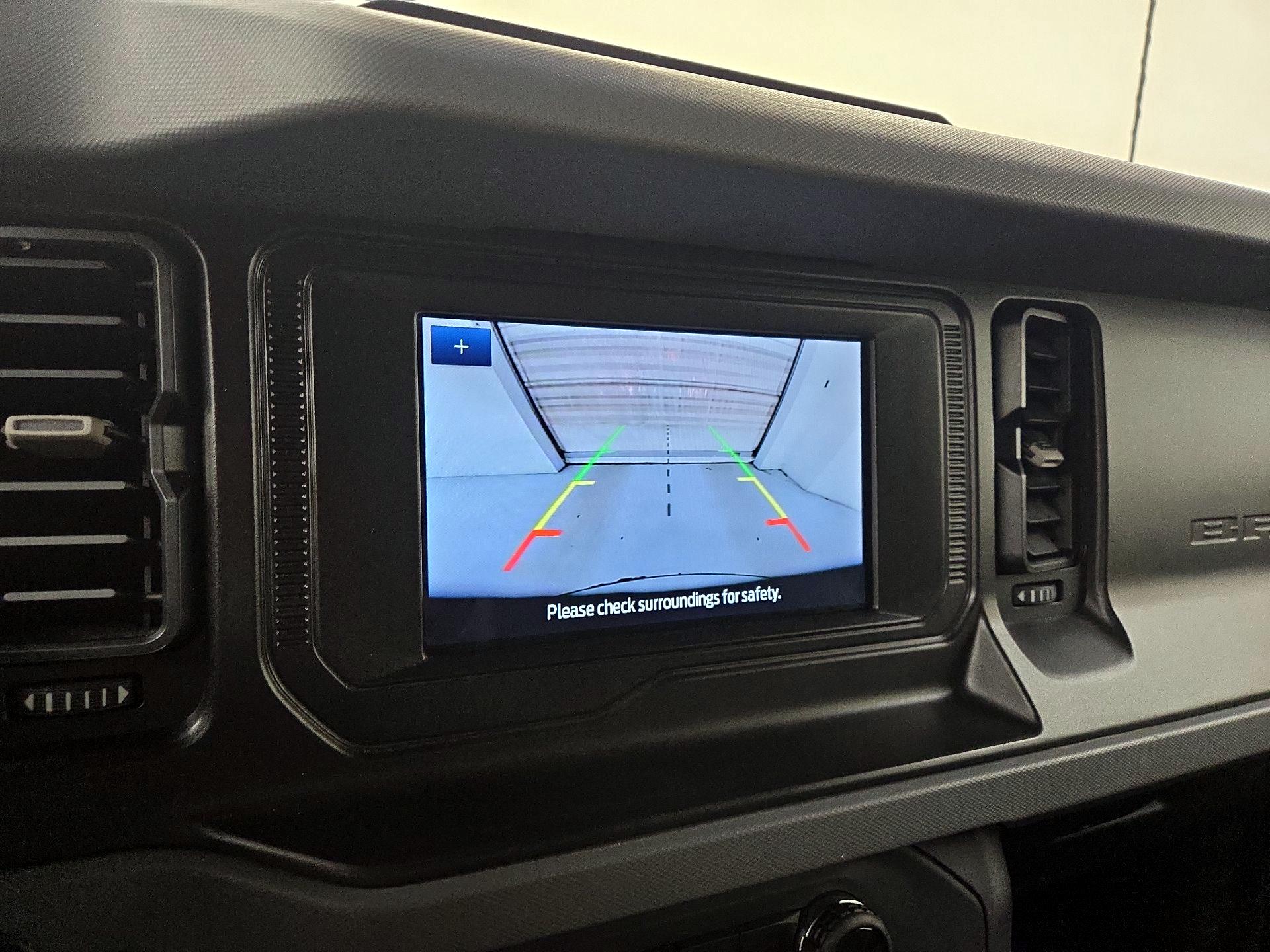 Thumbnail: 2022 Ford Bronco - 14