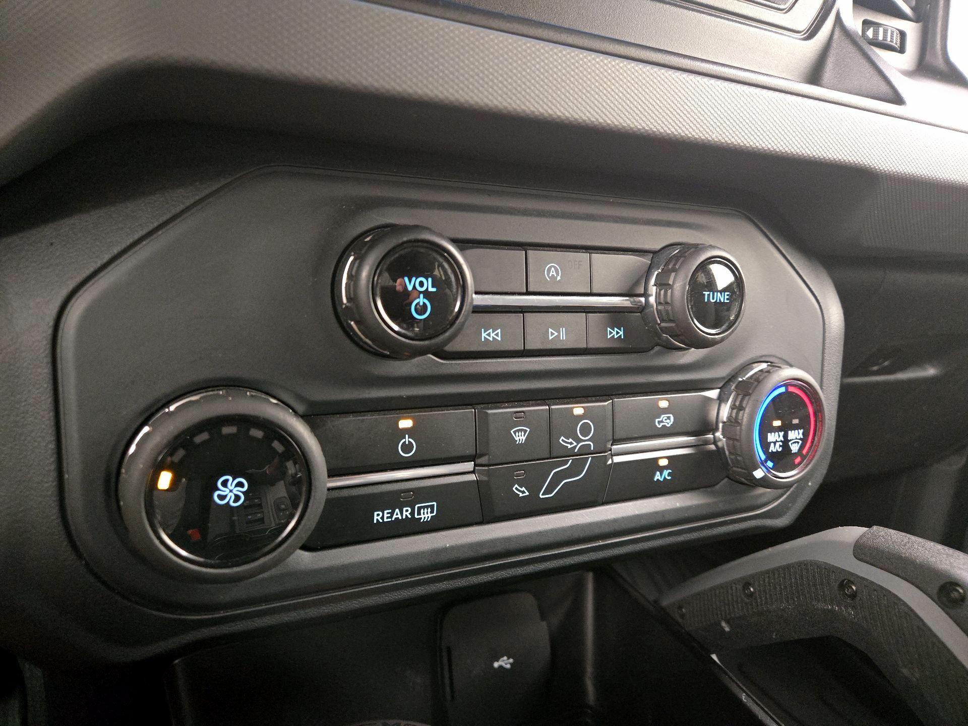 Thumbnail: 2022 Ford Bronco - 16