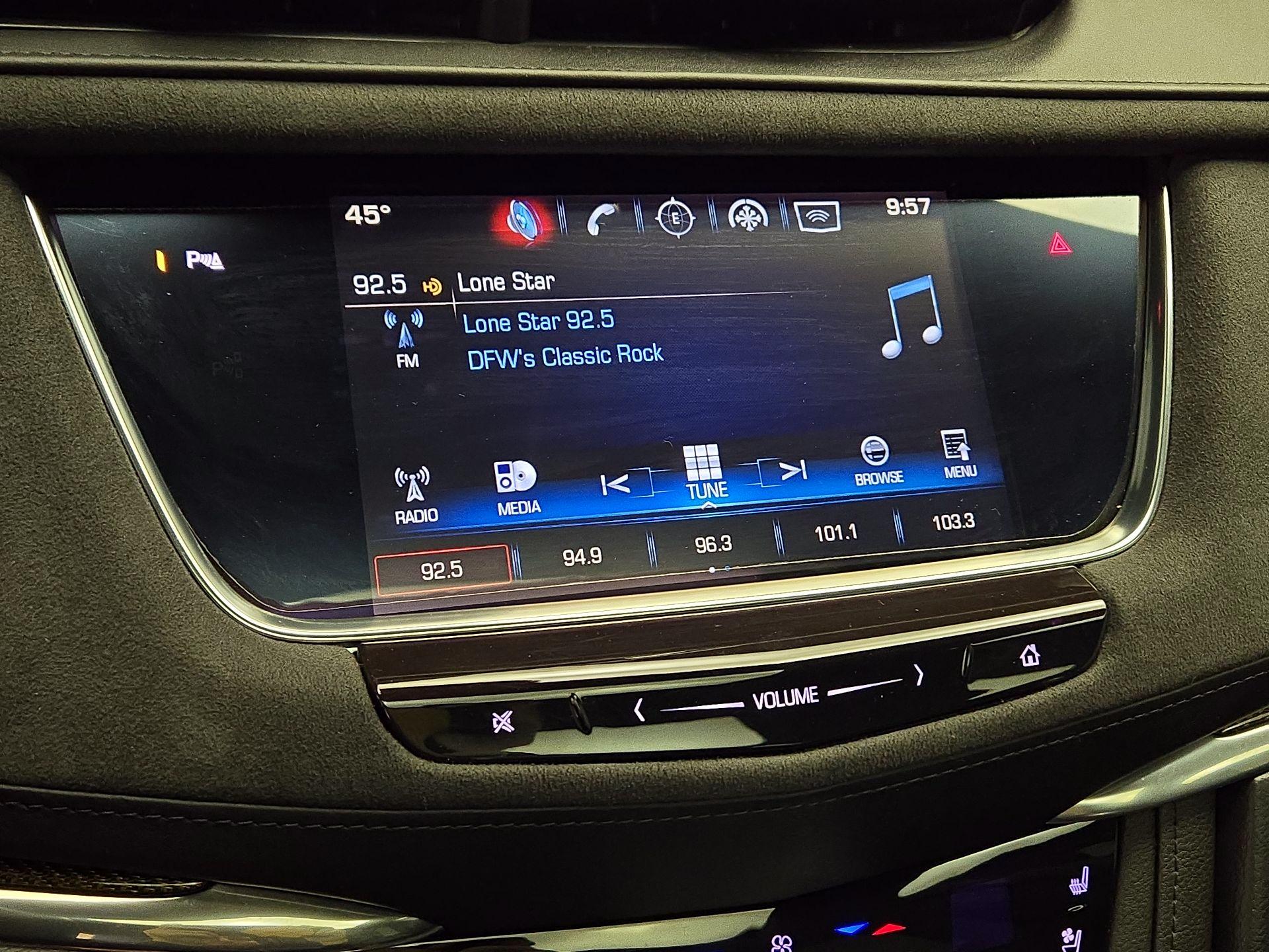 Thumbnail: 2017 Cadillac XT5 - 16