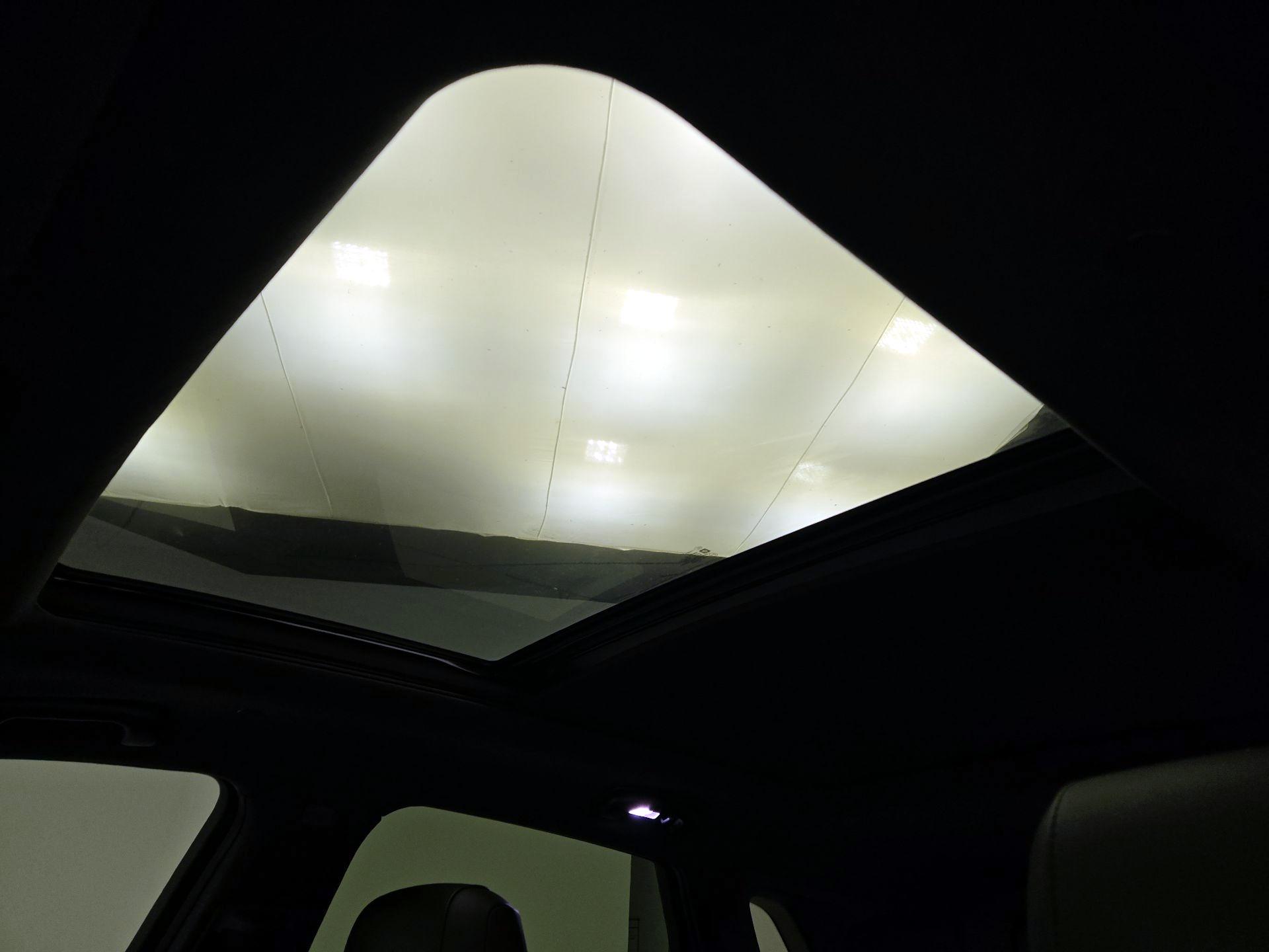 Thumbnail: 2017 Cadillac XT5 - 19