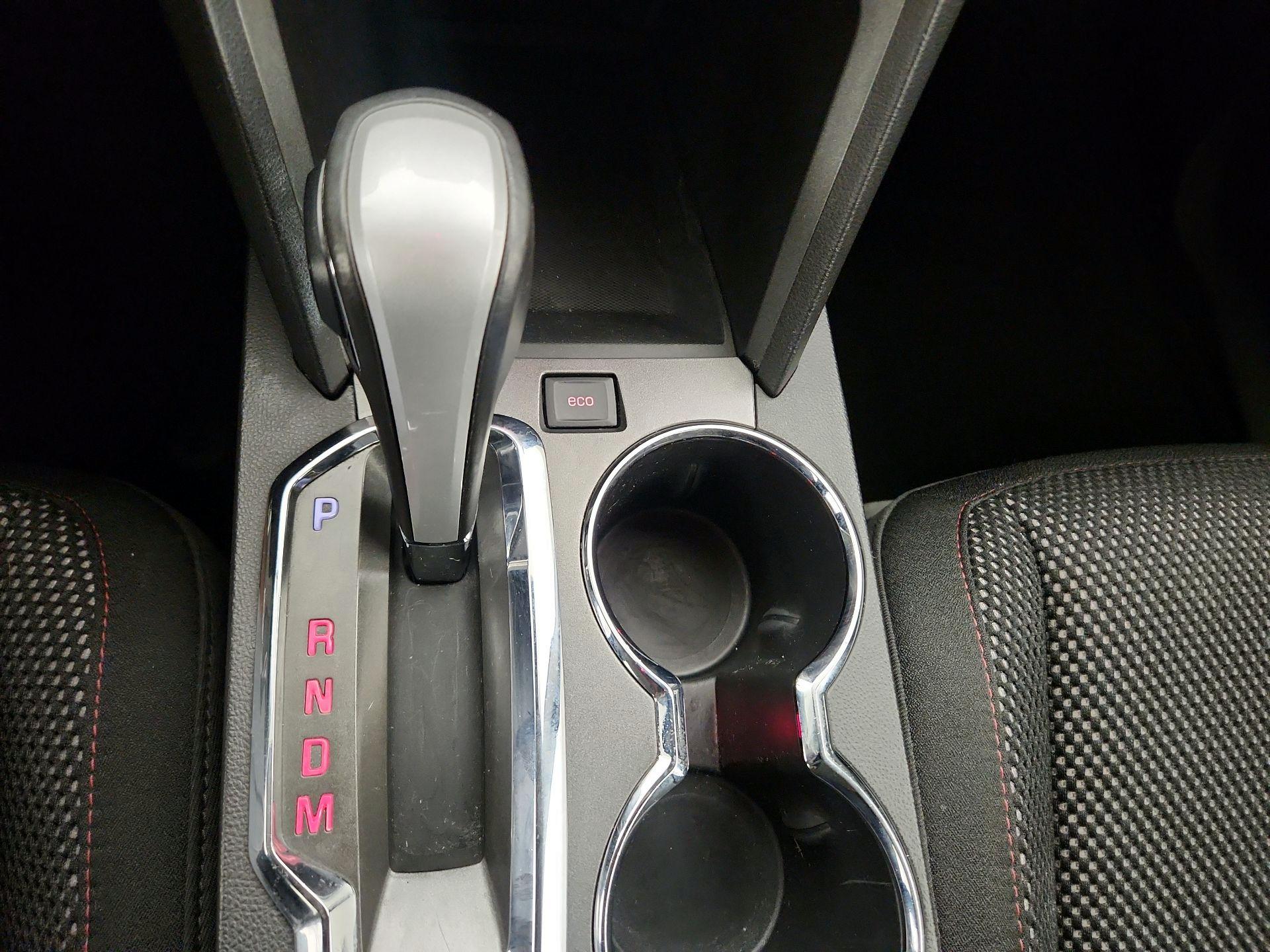 Thumbnail: 2014 GMC Terrain - 17