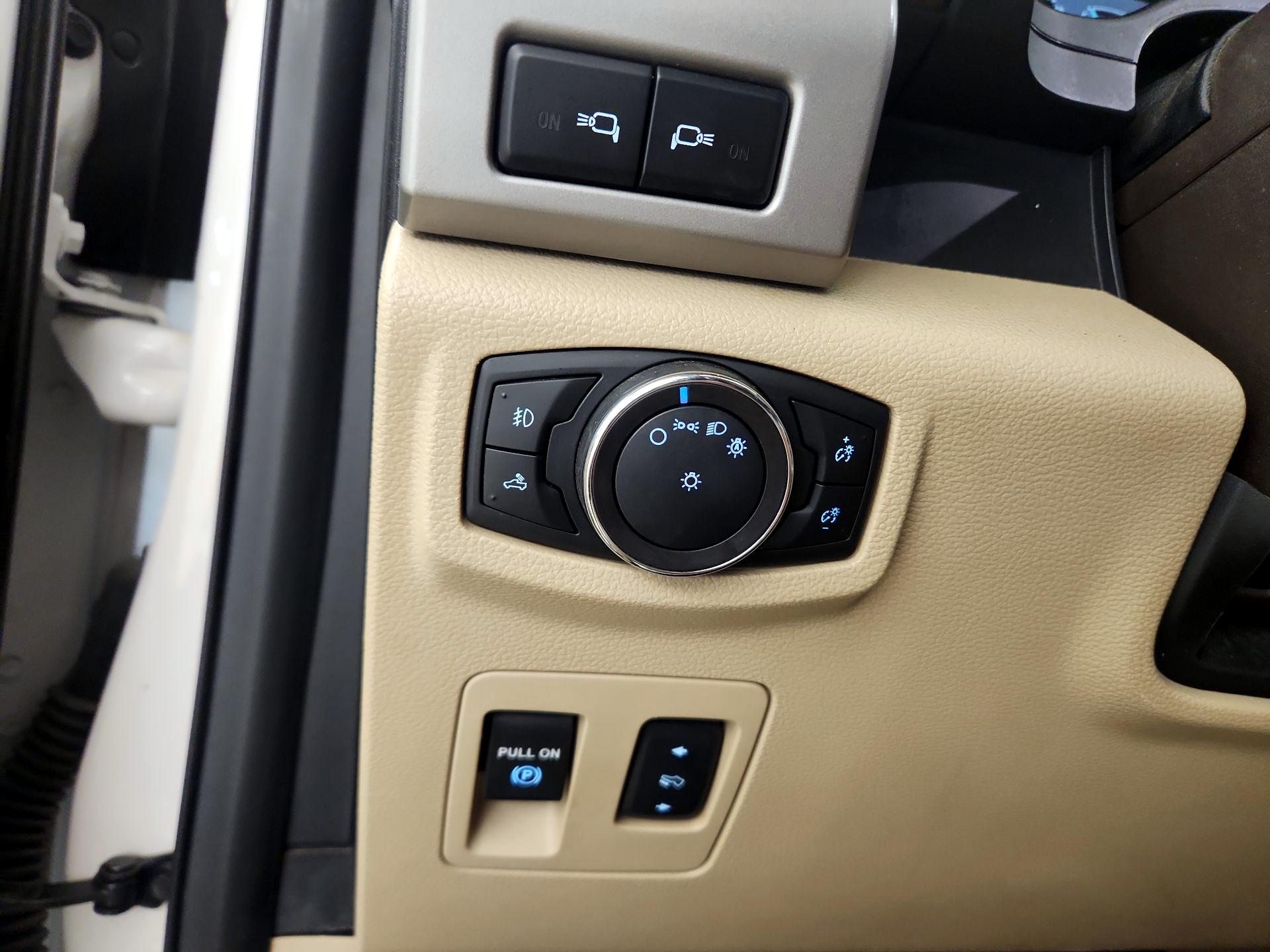 Thumbnail: 2018 Ford F-150 - 13