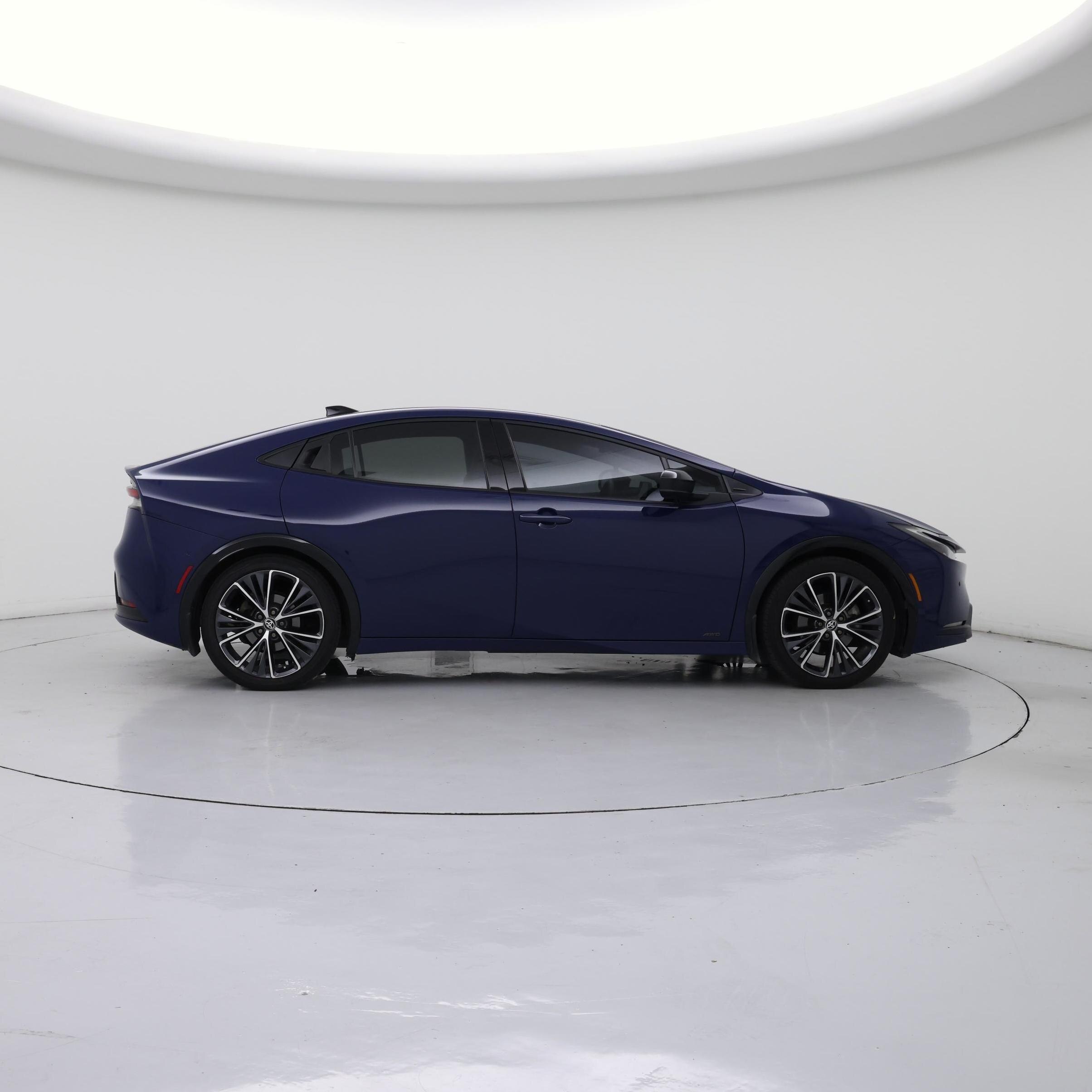 Thumbnail: 2024 Toyota Prius - 7