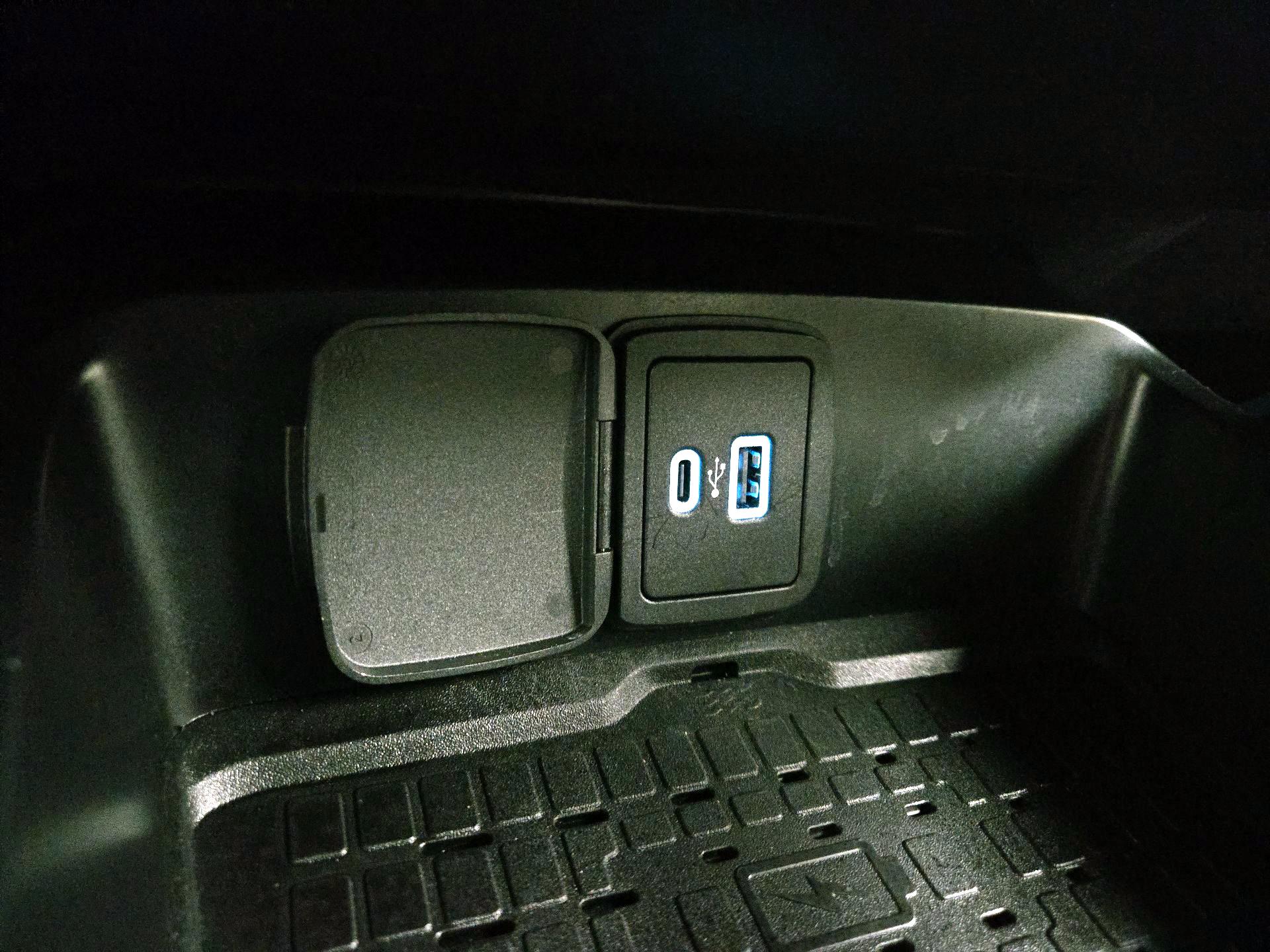 Thumbnail: 2024 Ford Bronco - 19