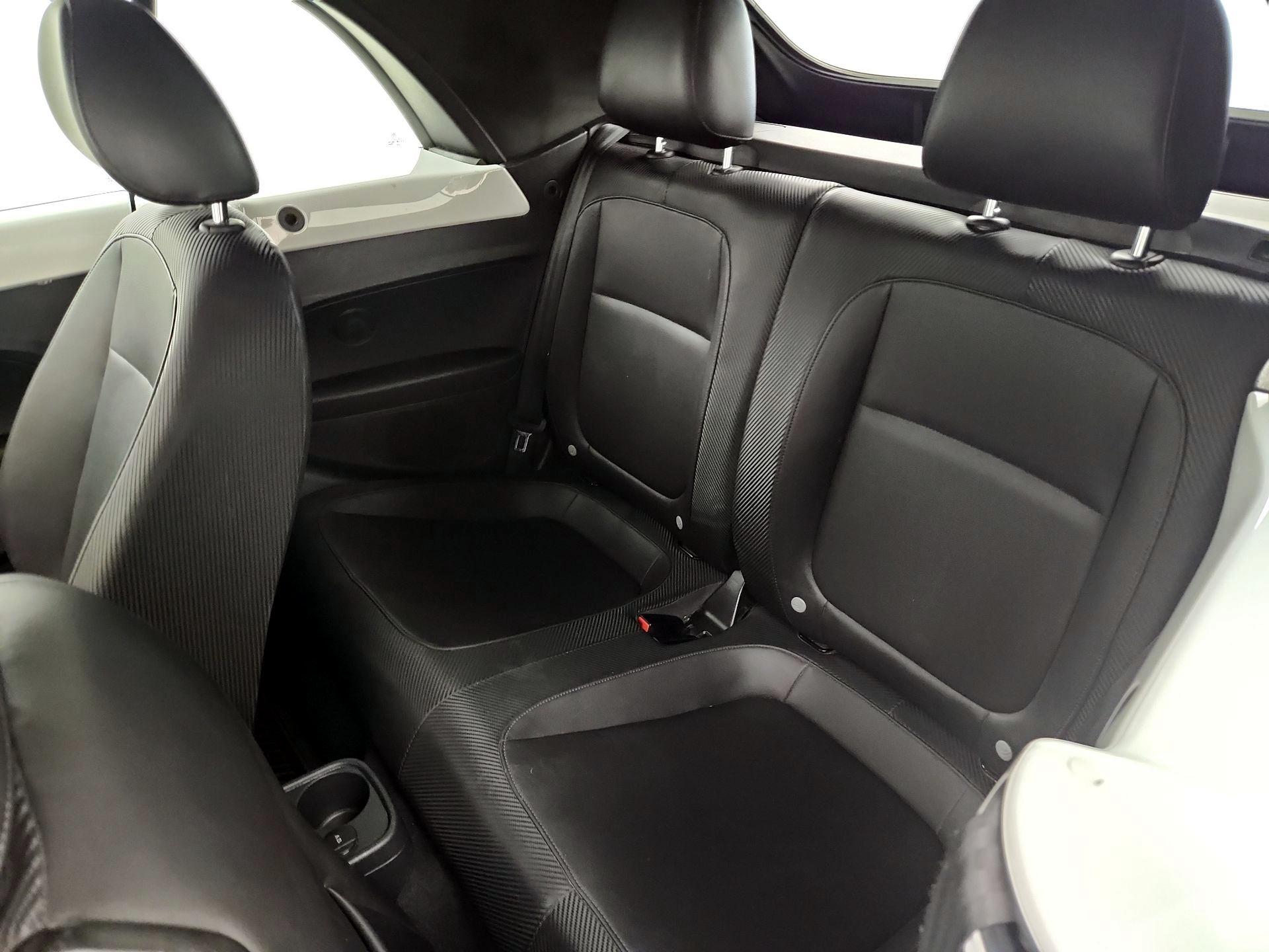 Thumbnail: 2014 Volkswagen Beetle - 18