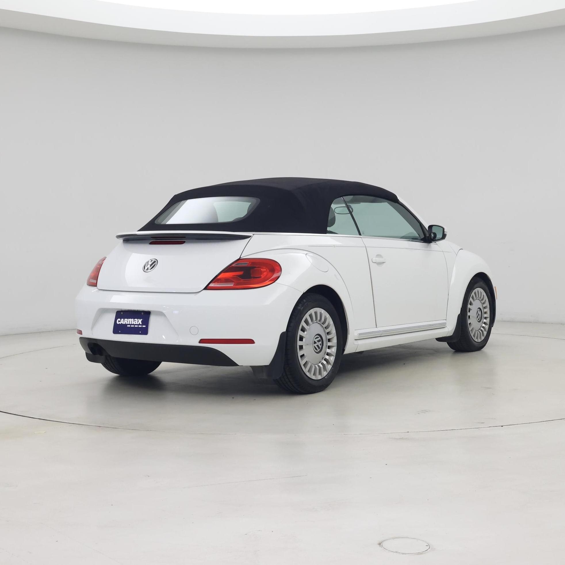 Thumbnail: 2014 Volkswagen Beetle - 8