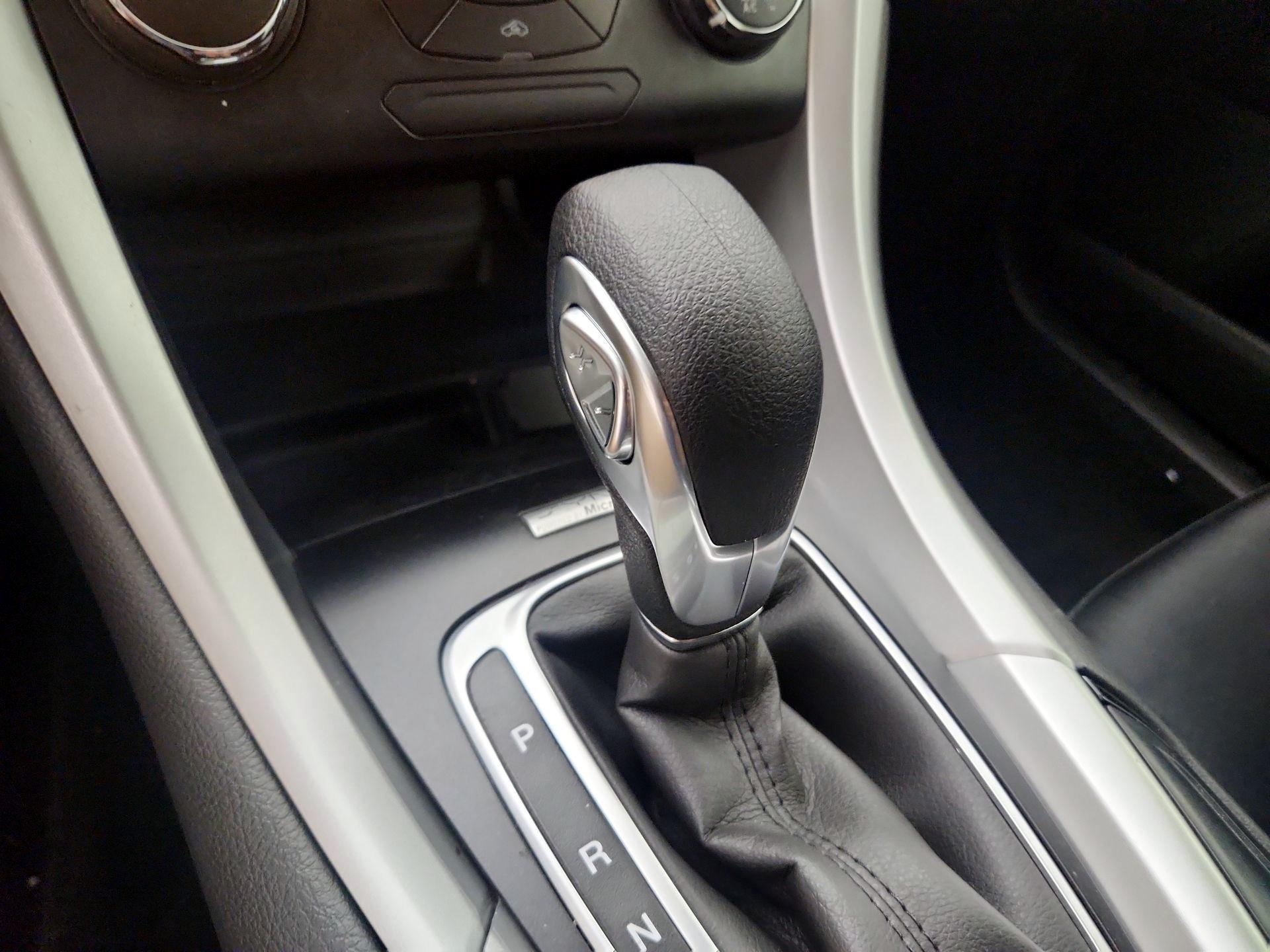 Thumbnail: 2014 Ford Fusion - 16