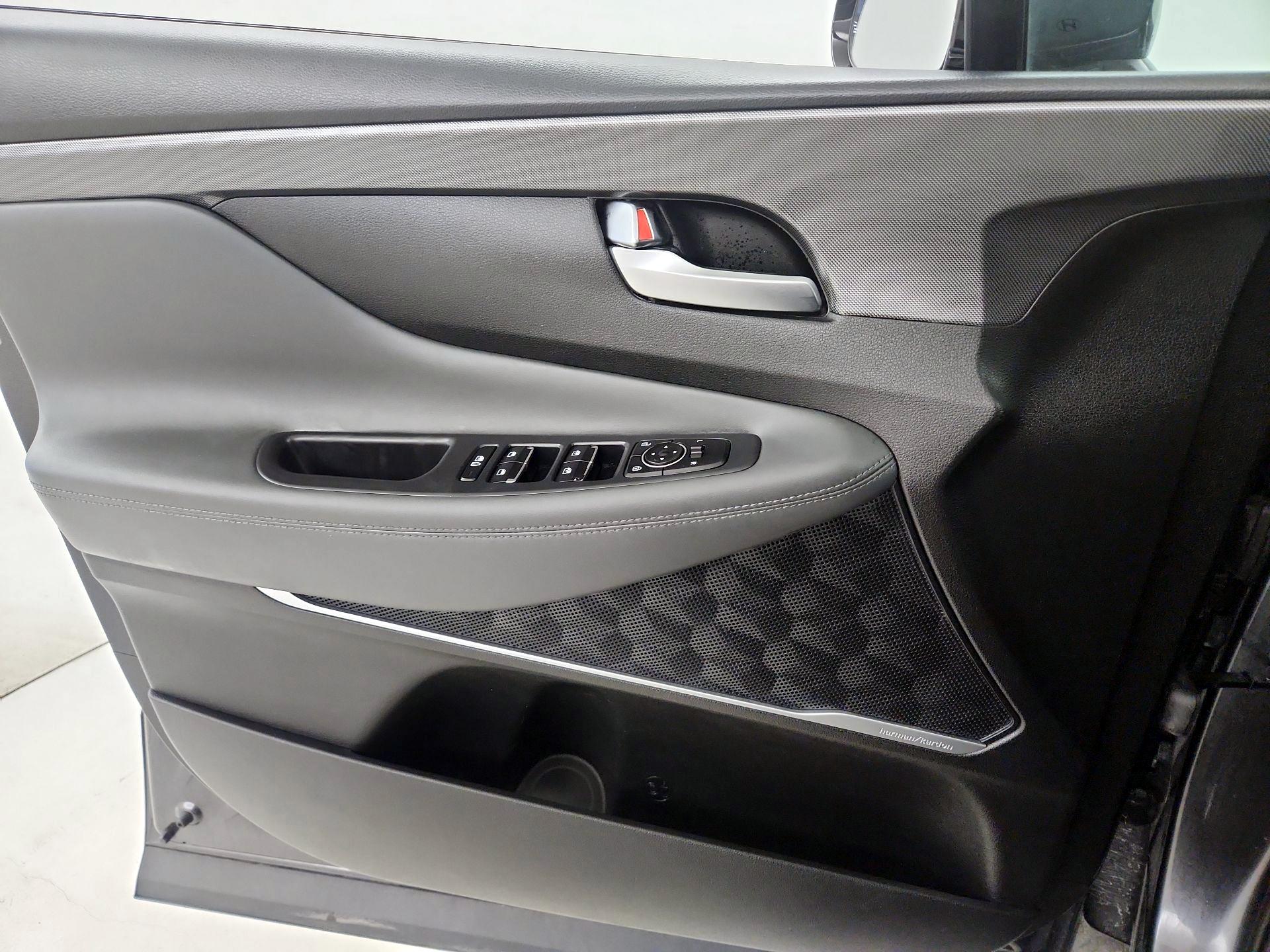 Thumbnail: 2022 Hyundai Santa Fe - 12