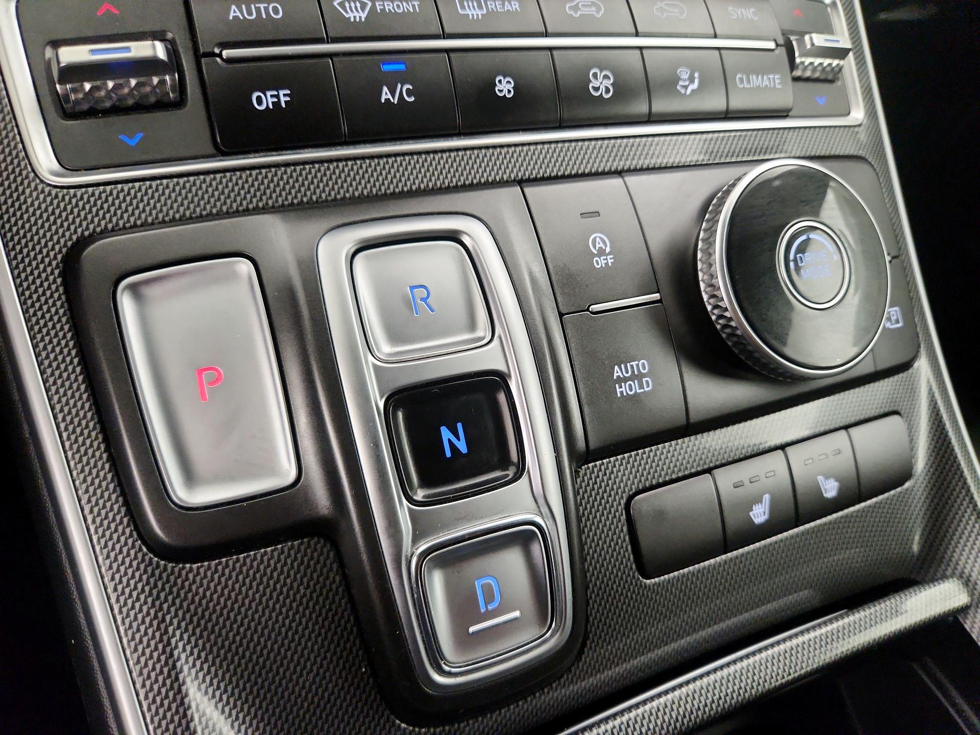 Thumbnail: 2022 Hyundai Santa Fe - 18