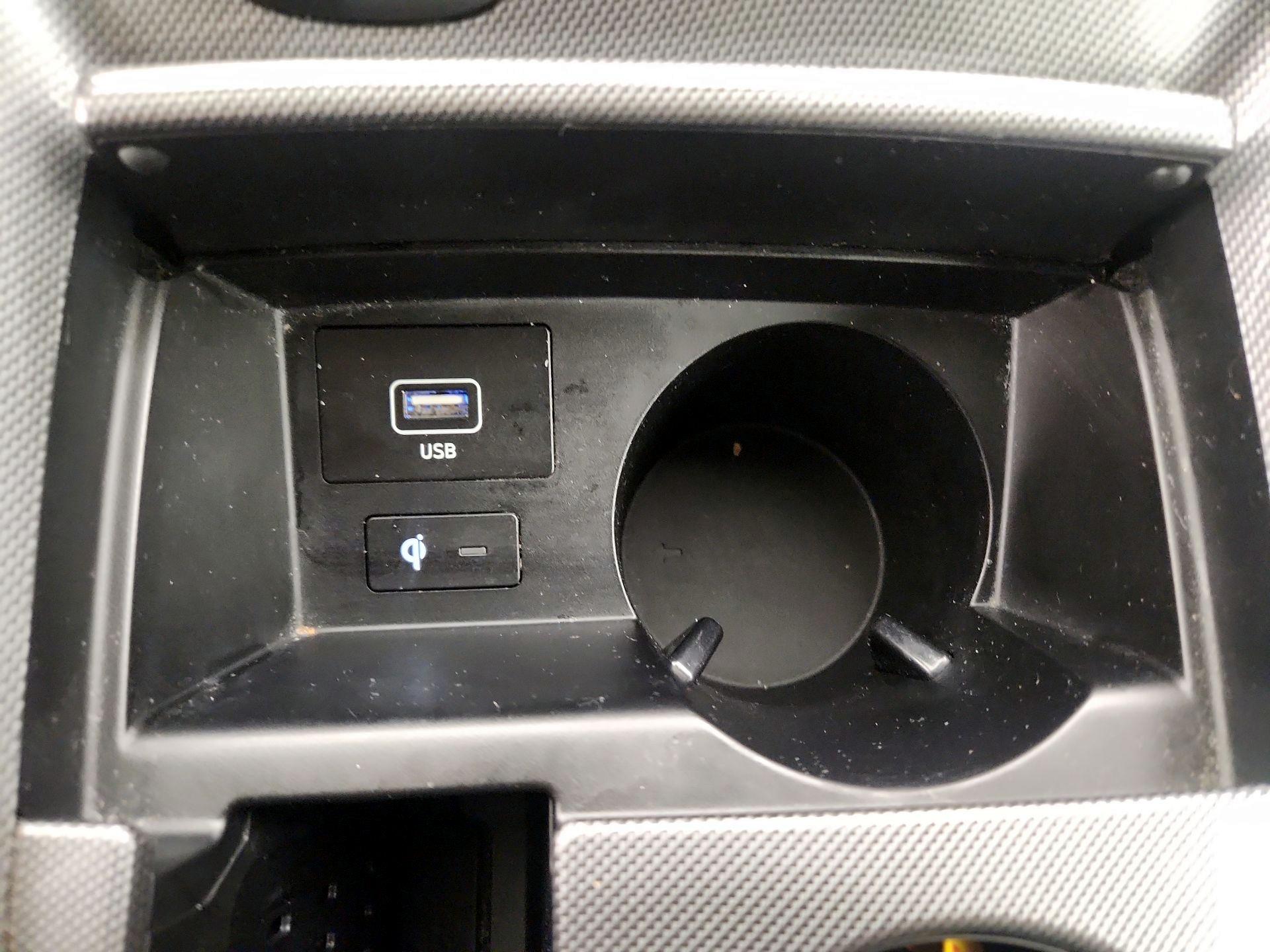 Thumbnail: 2022 Hyundai Santa Fe - 19