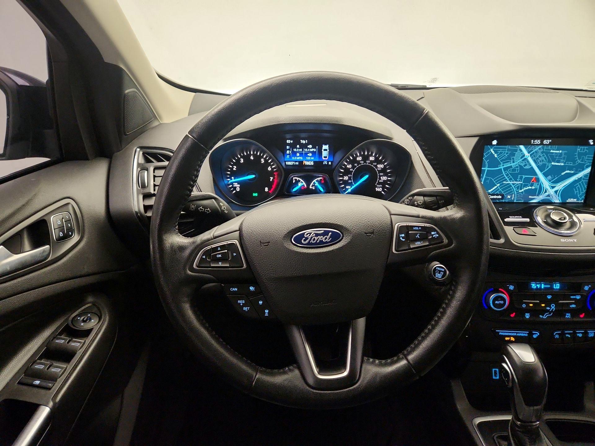 Thumbnail: 2019 Ford Escape - 10