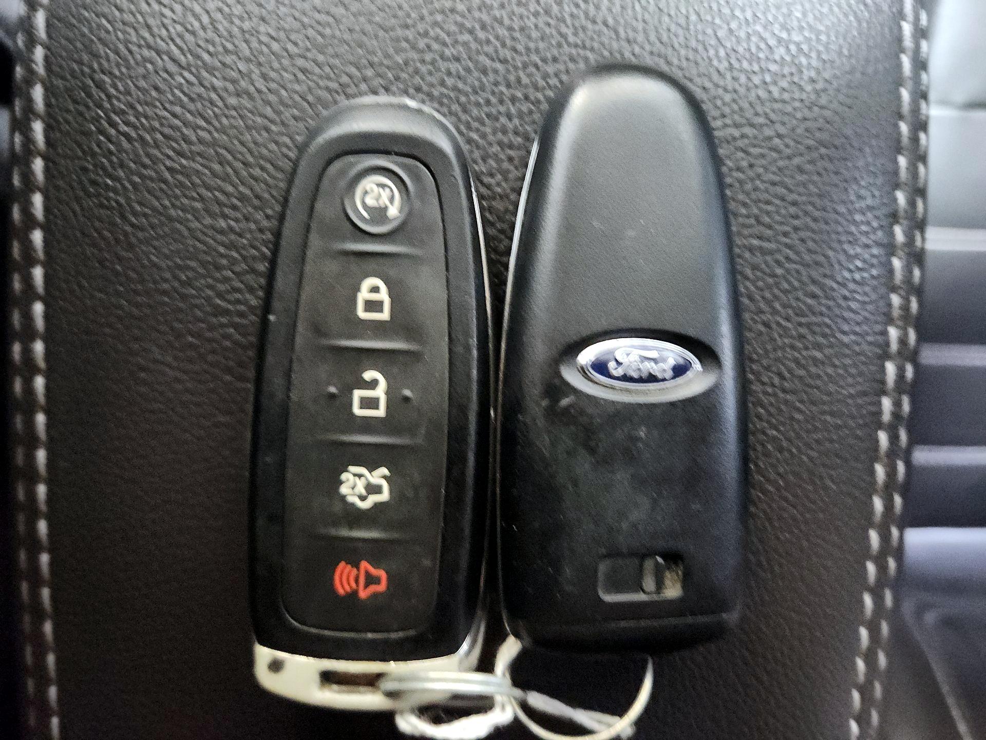 Thumbnail: 2019 Ford Escape - 18