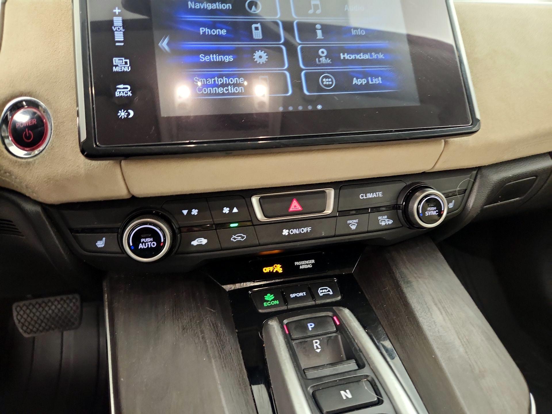 Thumbnail: 2018 Honda Clarity - 17