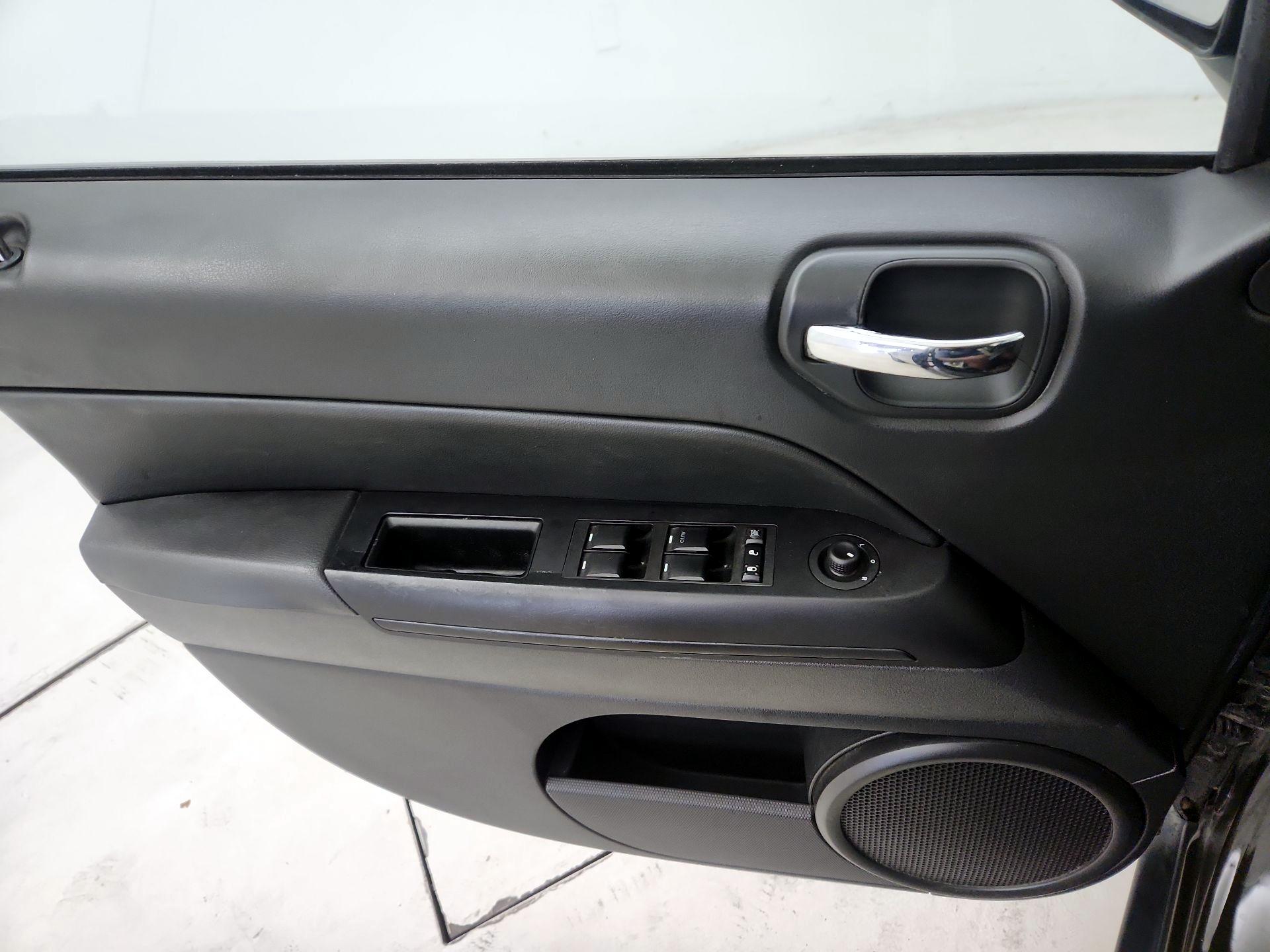 Thumbnail: 2016 Jeep Compass - 12