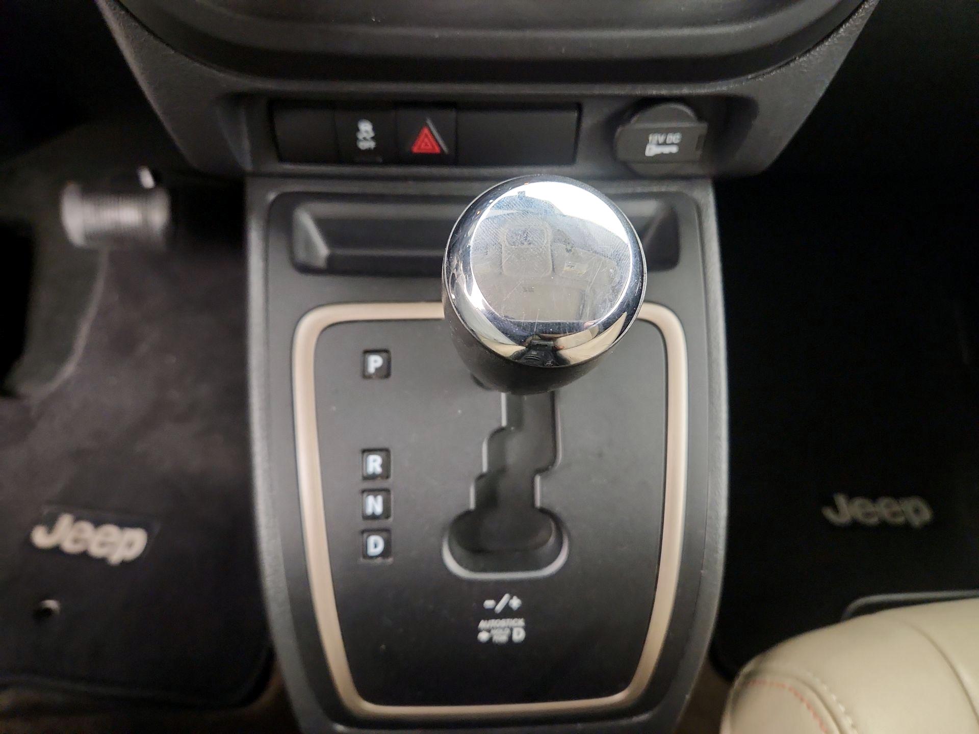 Thumbnail: 2016 Jeep Compass - 15