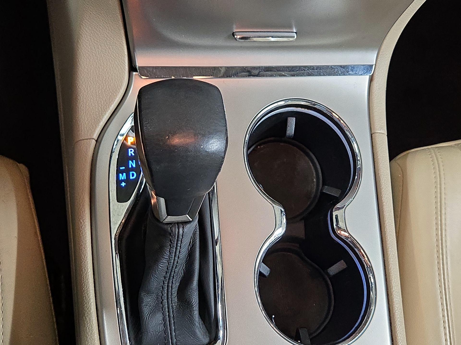 Thumbnail: 2017 Jeep Grand Cherokee - 17