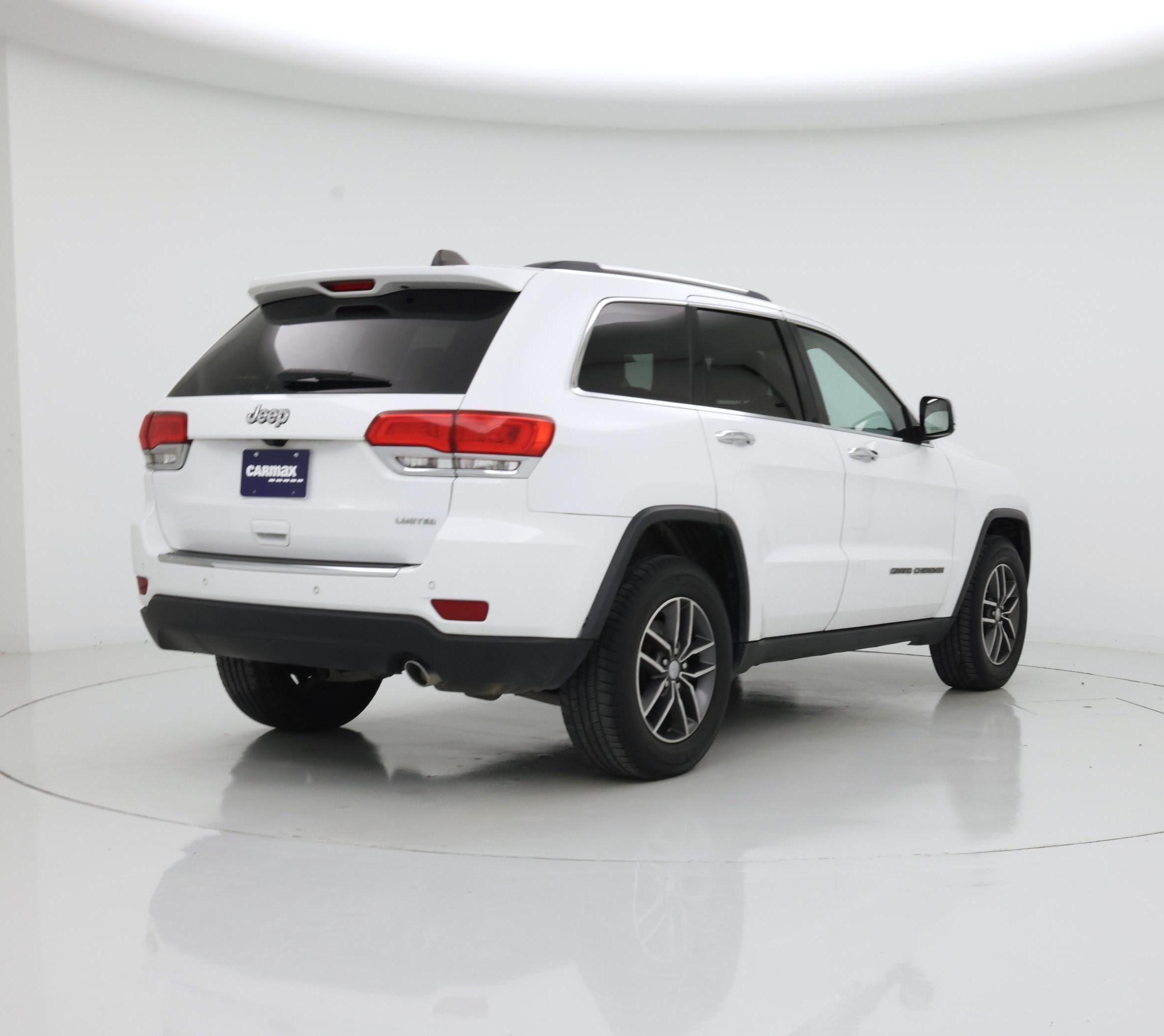 Thumbnail: 2017 Jeep Grand Cherokee - 8