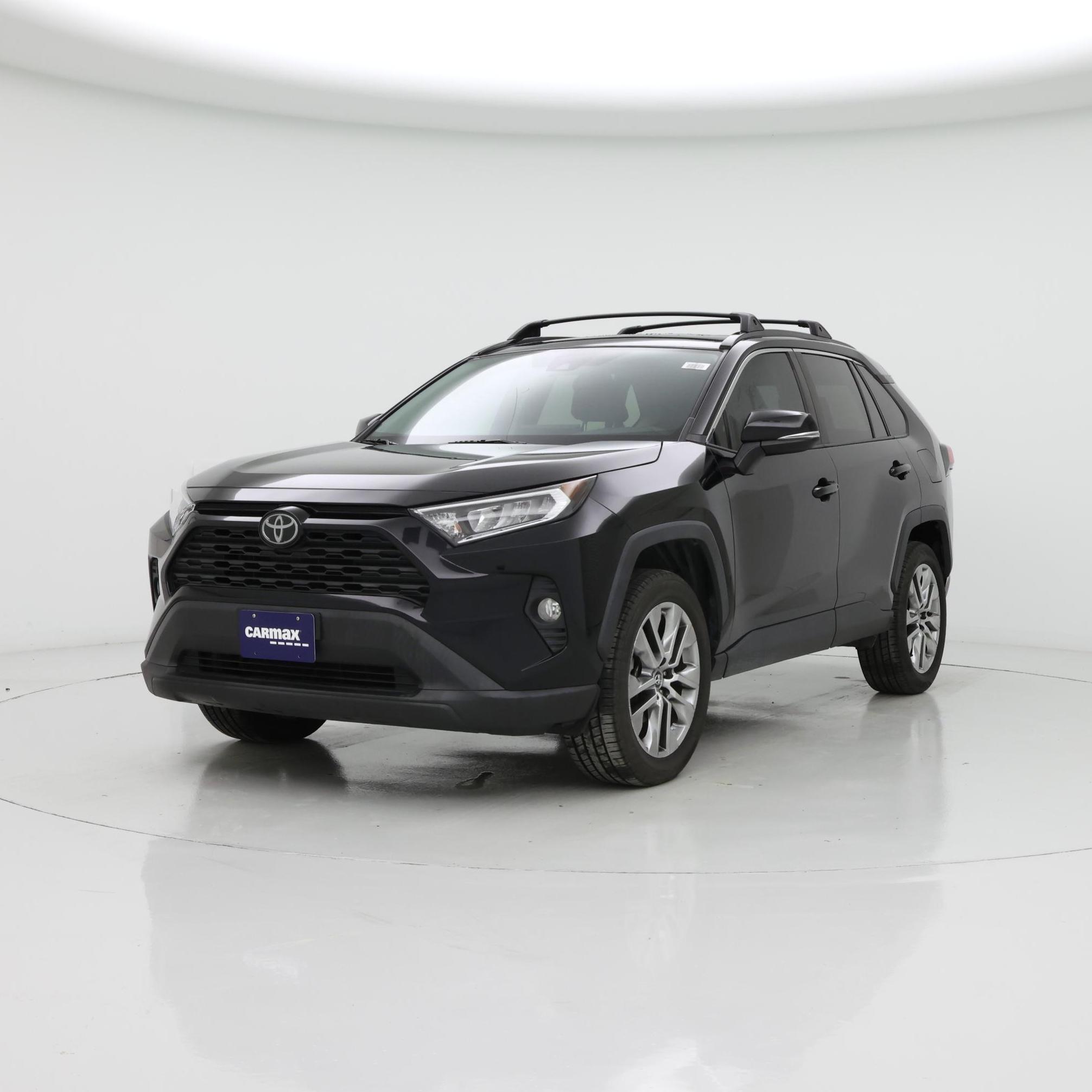 Thumbnail: 2019 Toyota RAV4 - 4