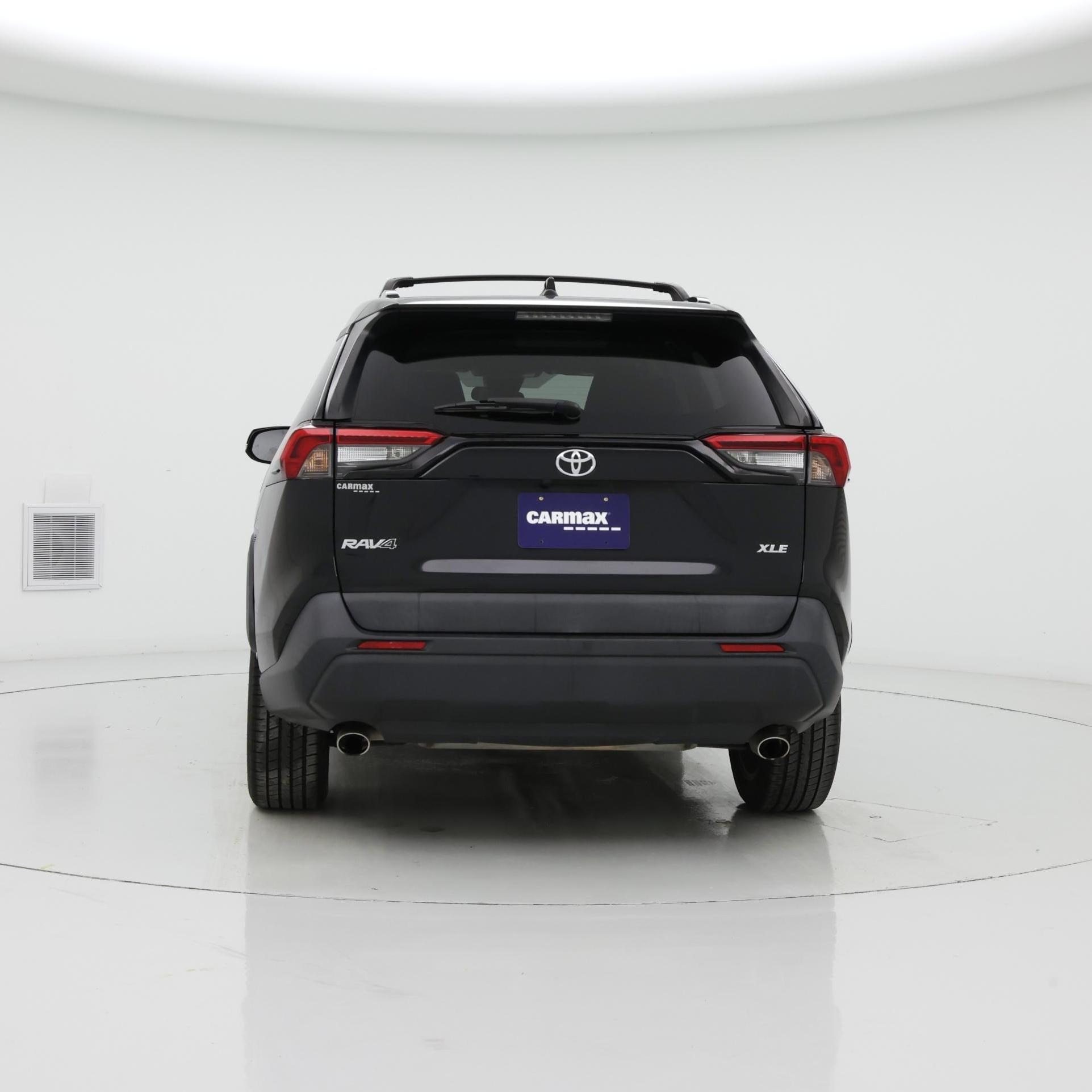 Thumbnail: 2019 Toyota RAV4 - 6