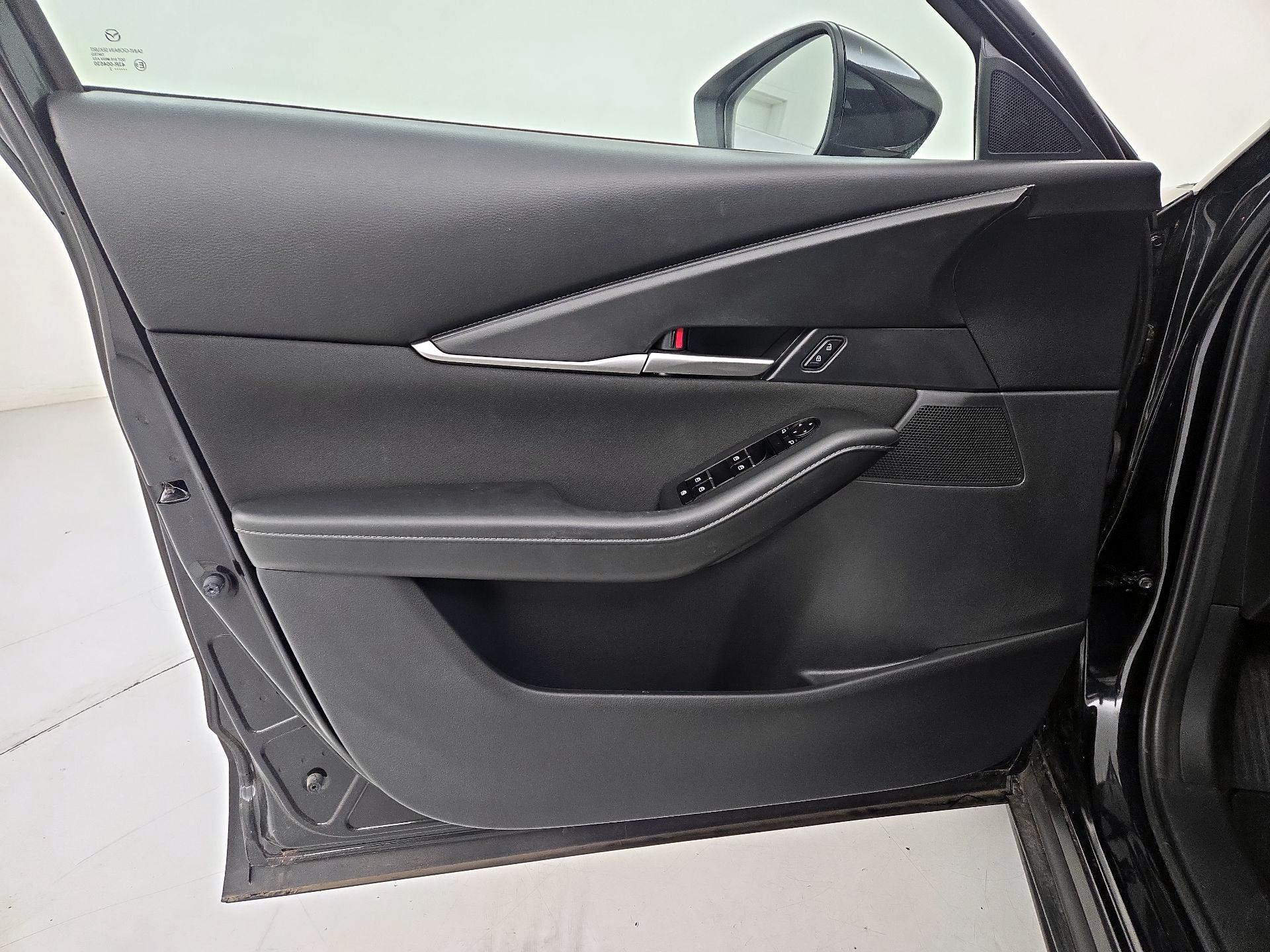 Thumbnail: 2022 Mazda CX-30 - 12