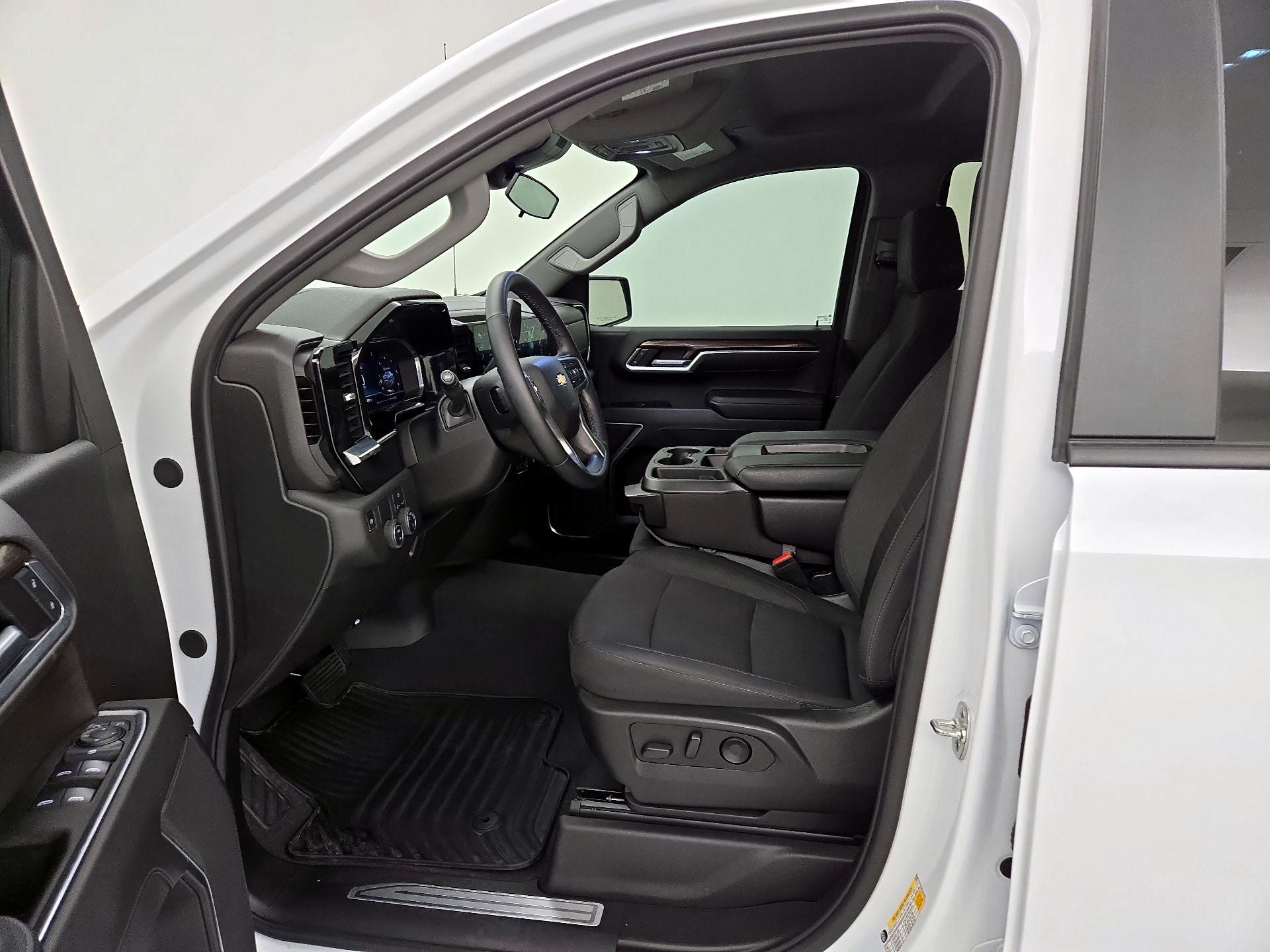 Thumbnail: 2025 Chevrolet Silverado 1500 - 11