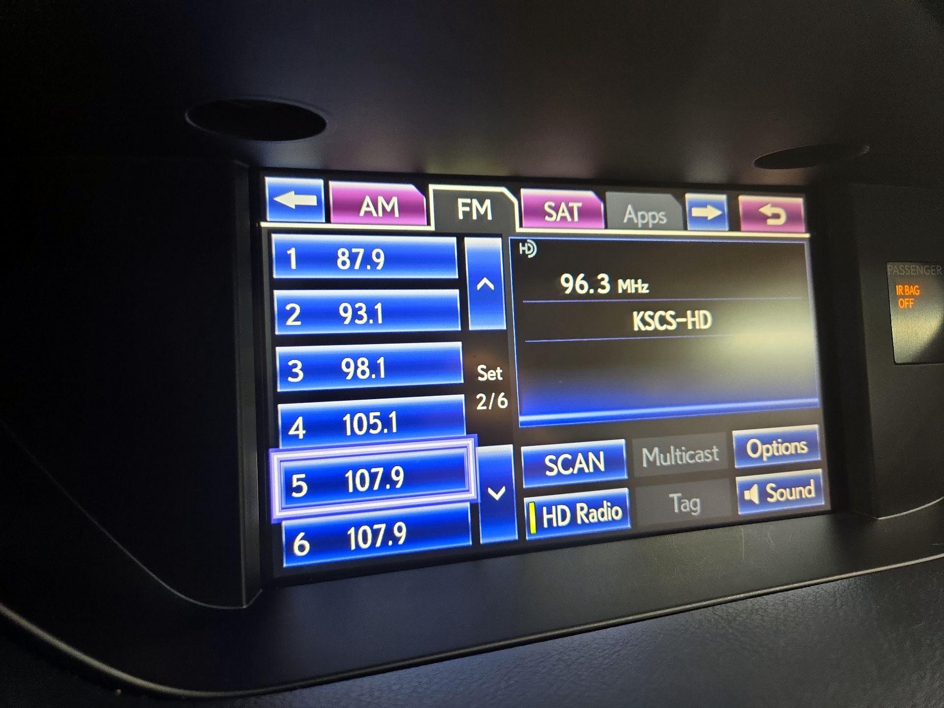 Thumbnail: 2014 Lexus ES - 16