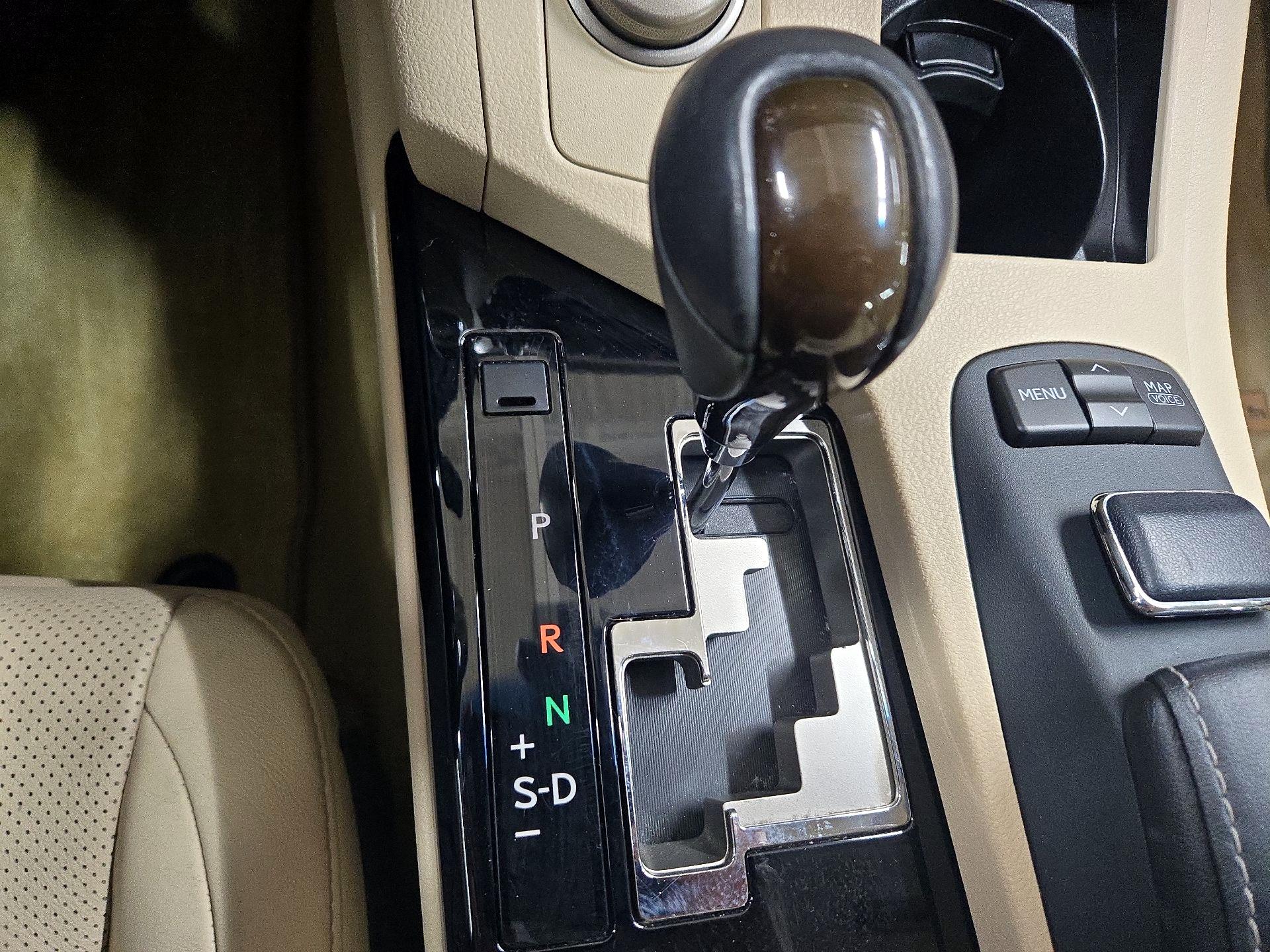 Thumbnail: 2014 Lexus ES - 18