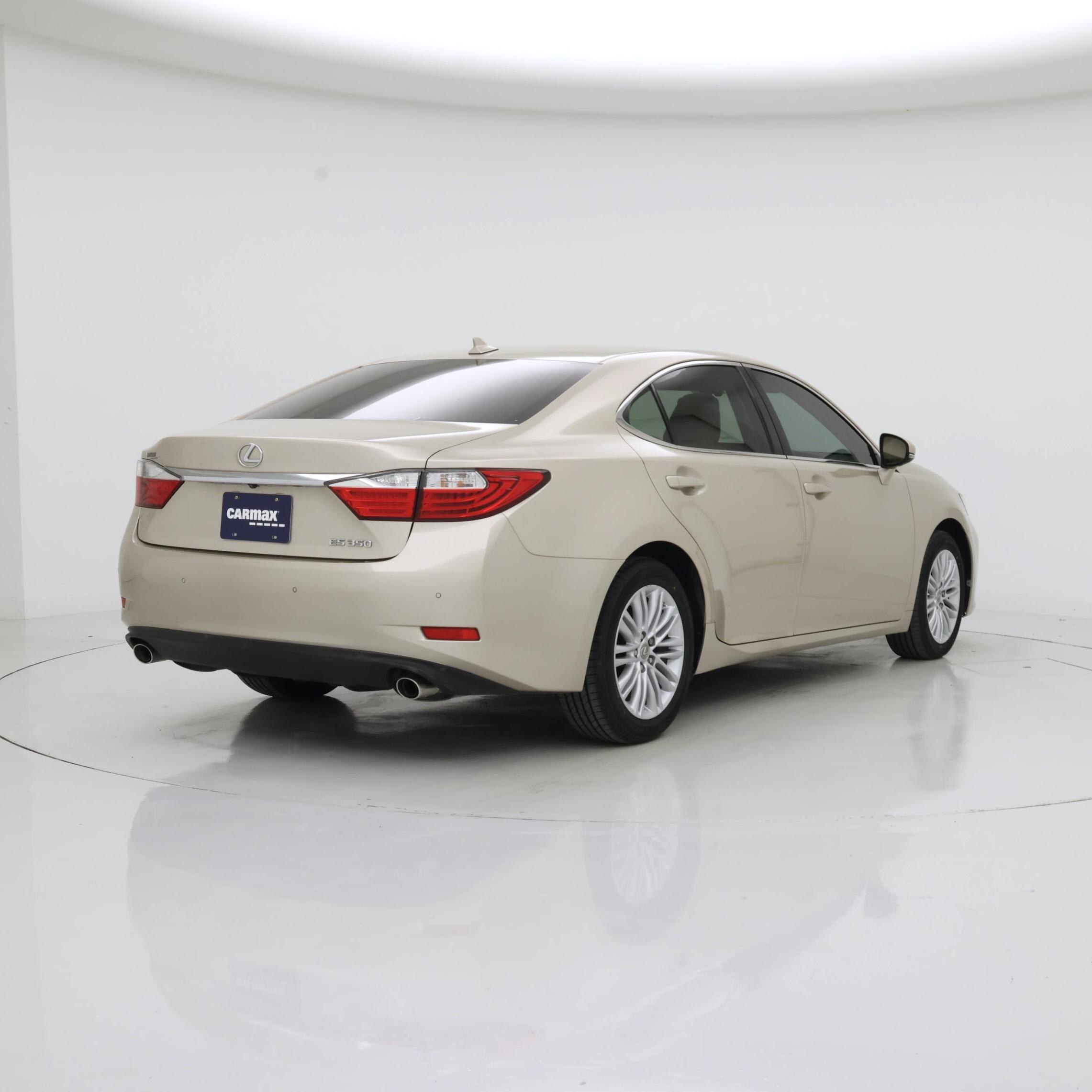 Thumbnail: 2014 Lexus ES - 8
