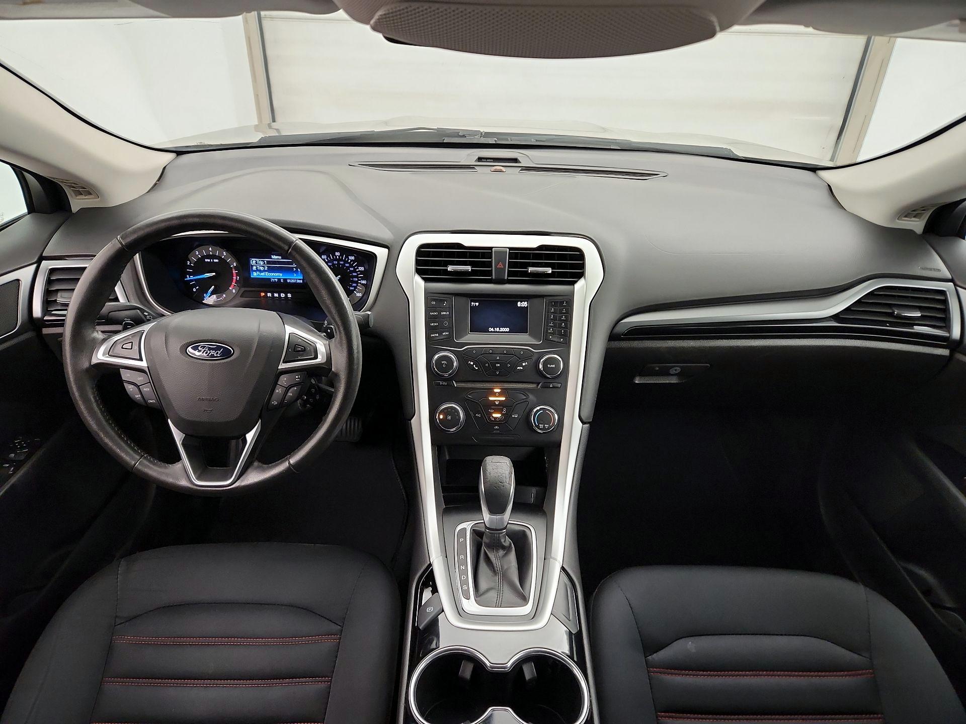 Thumbnail: 2015 Ford Fusion - 9