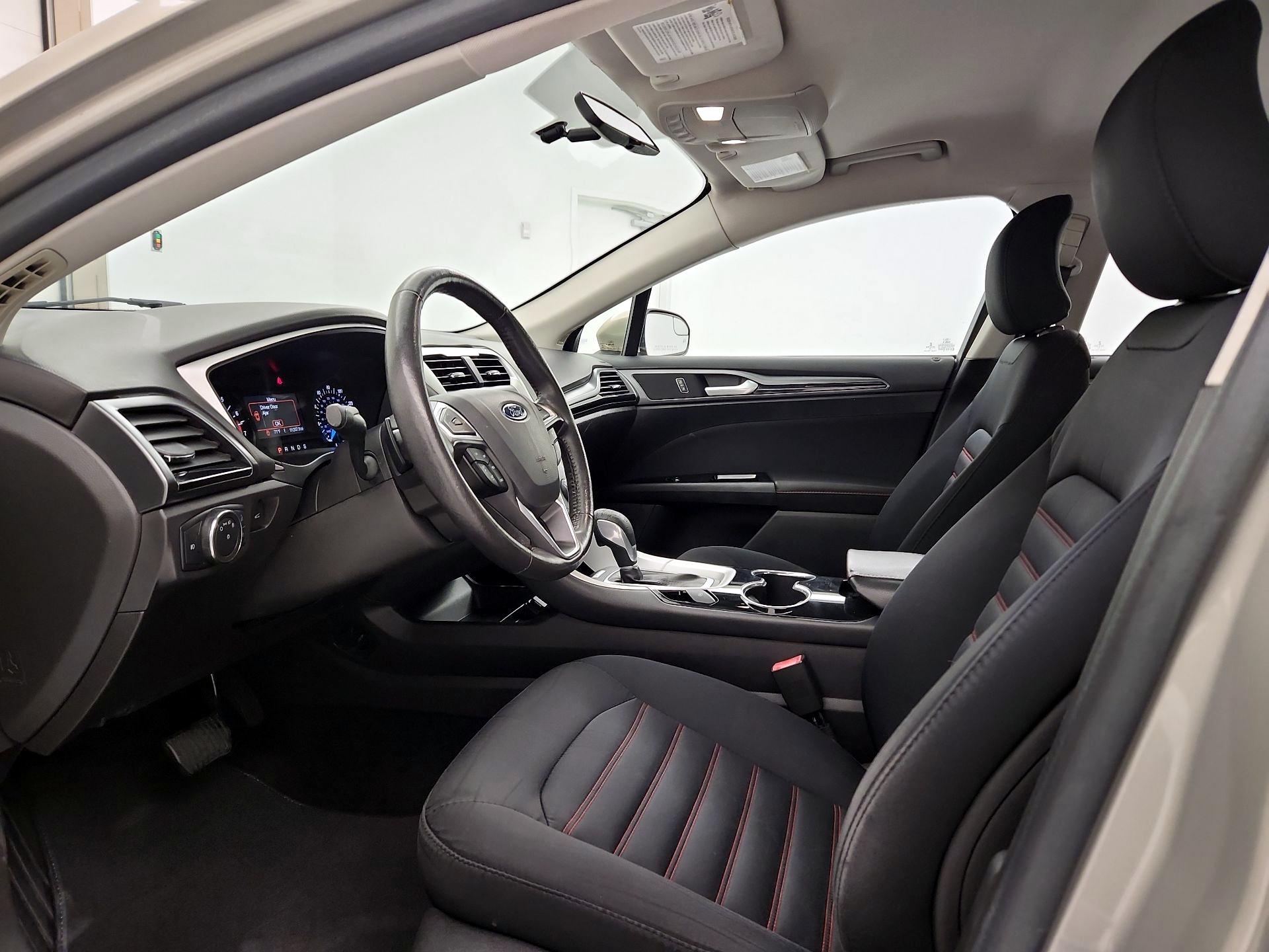 Thumbnail: 2015 Ford Fusion - 11