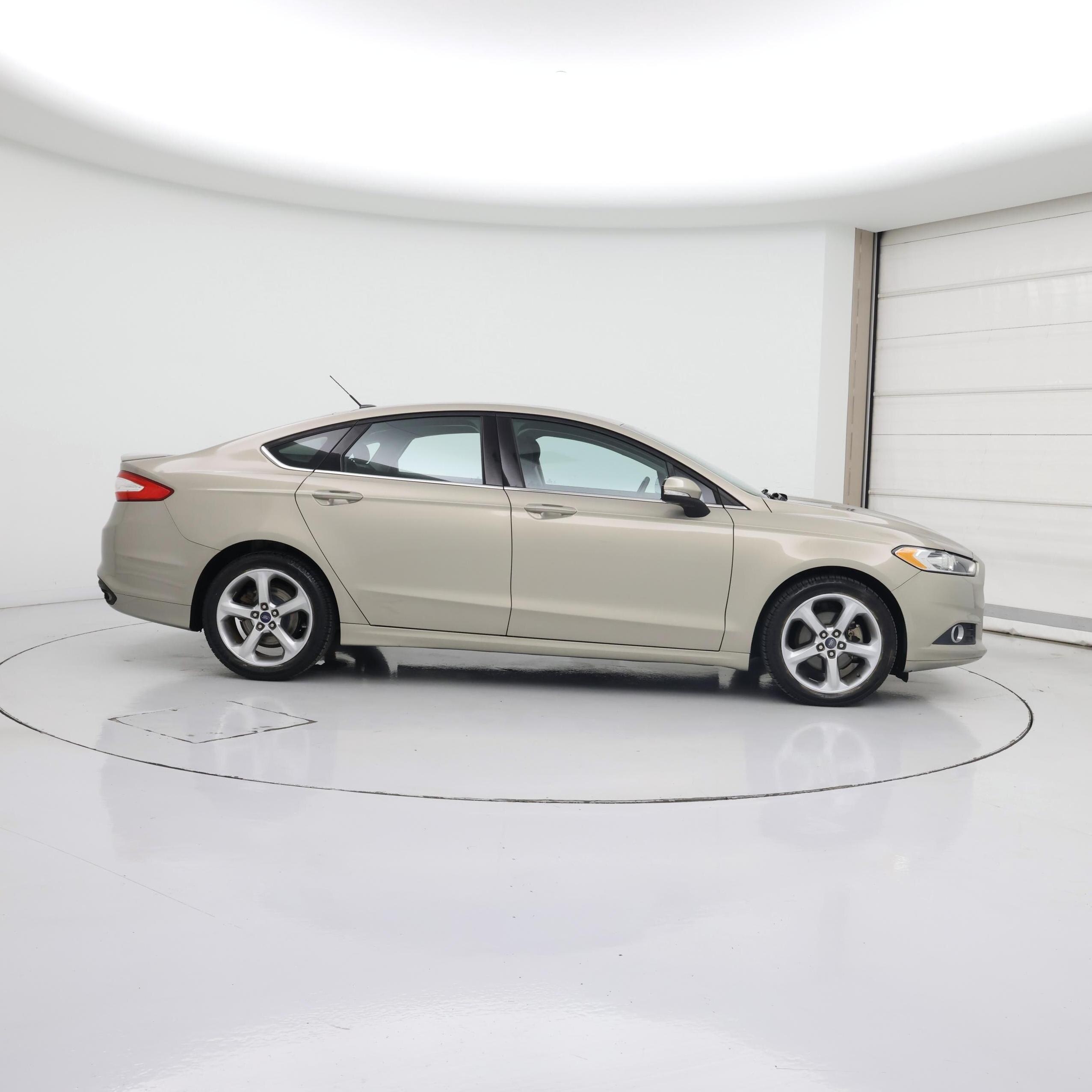 Thumbnail: 2015 Ford Fusion - 7