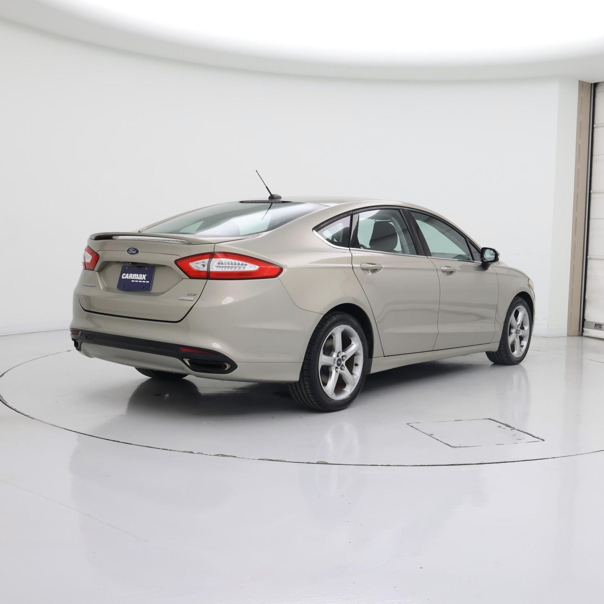 Thumbnail: 2015 Ford Fusion - 8