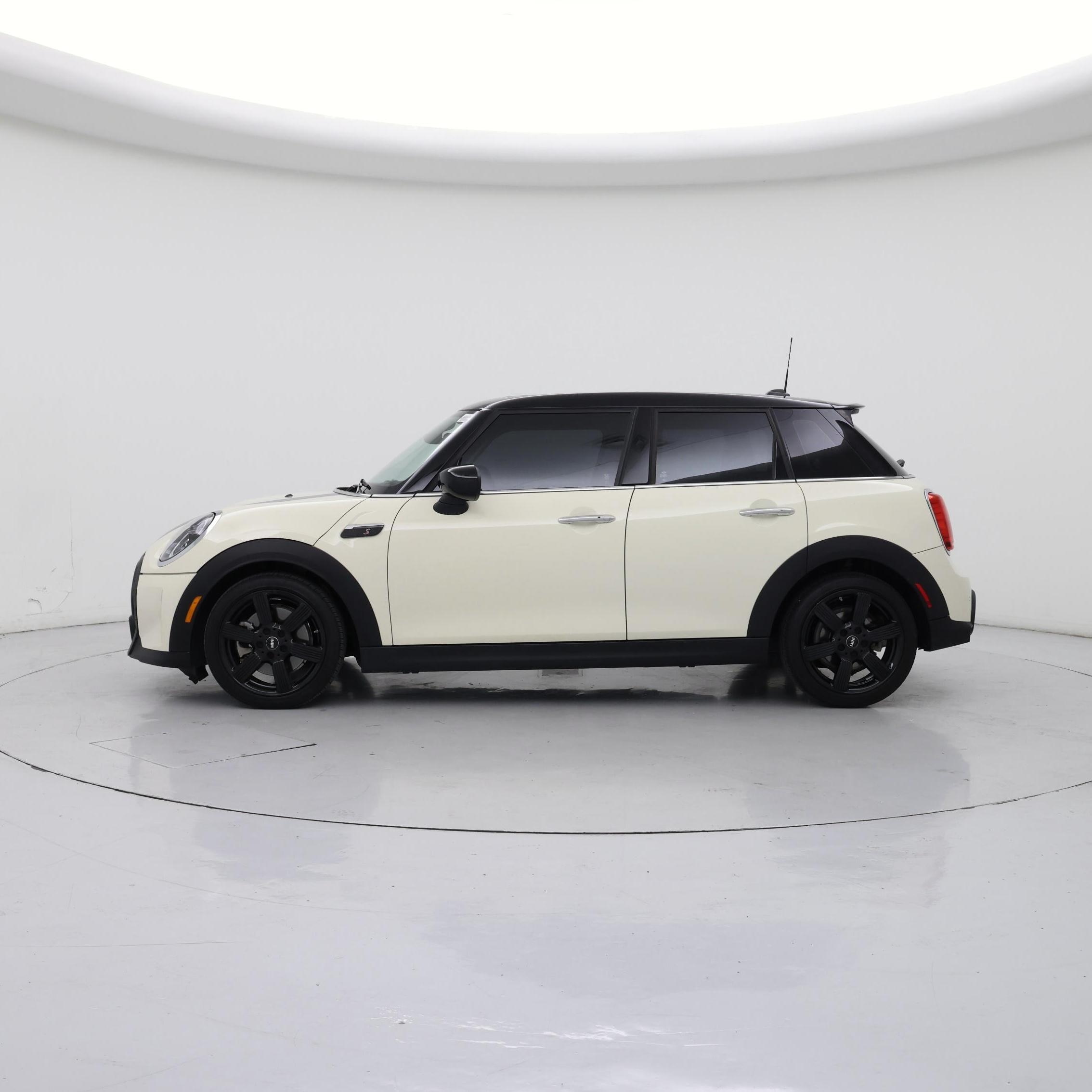 Thumbnail: 2023 MINI Cooper Hardtop - 3