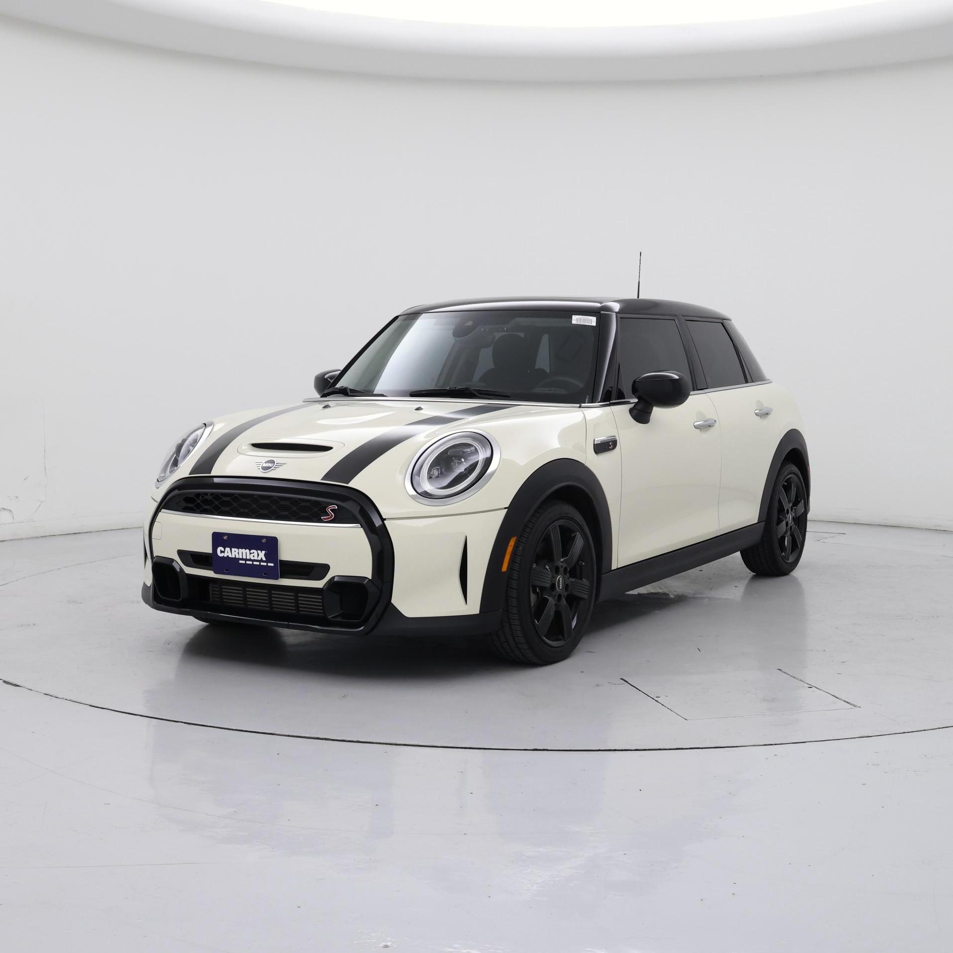 Thumbnail: 2023 MINI Cooper Hardtop - 4
