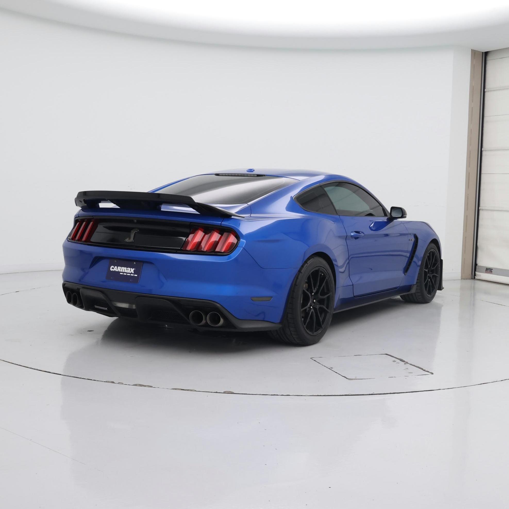 Thumbnail: 2019 Ford Mustang - 8